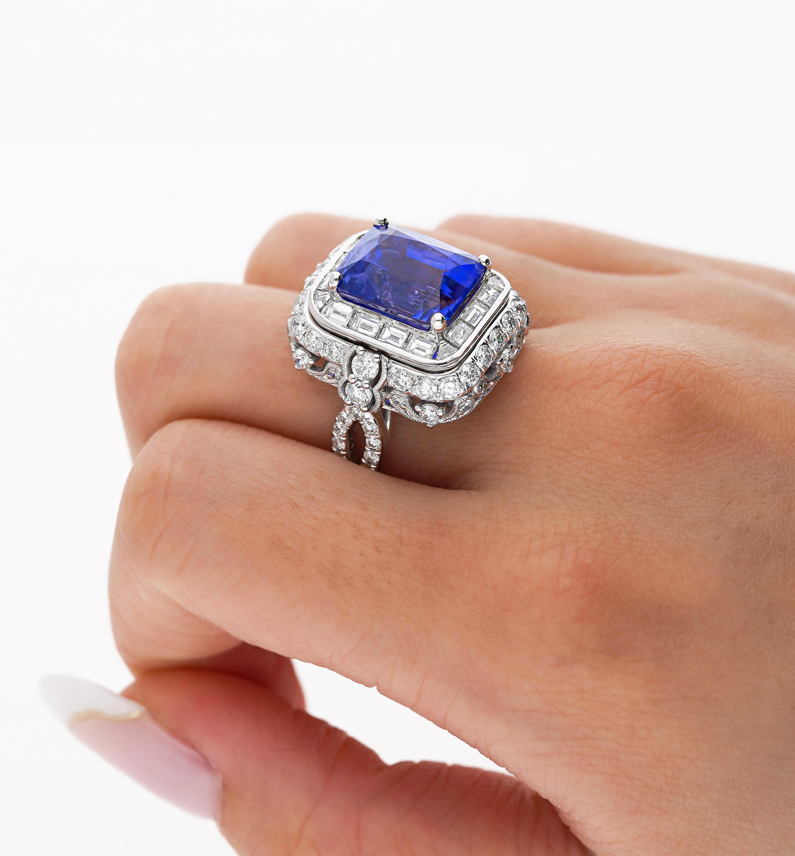 AGL Certified 10.10 Carat No Heat Ceylon Cornflower Blue Sapphire & Diamond Ring For Sale 1