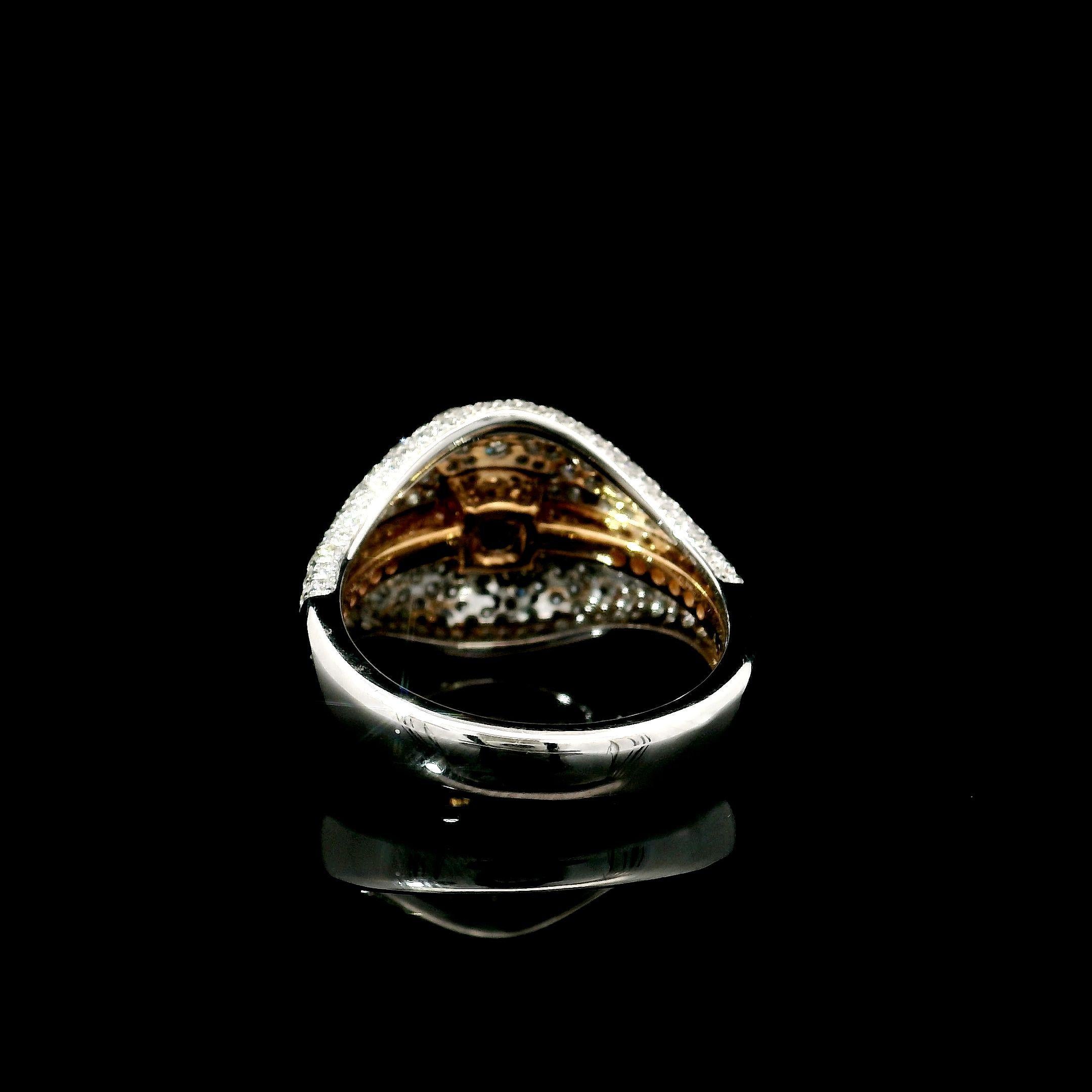 Women's or Men's AGL Certified 1.02 Carat Fancy Green VS Clarity Diamond Ring For Sale