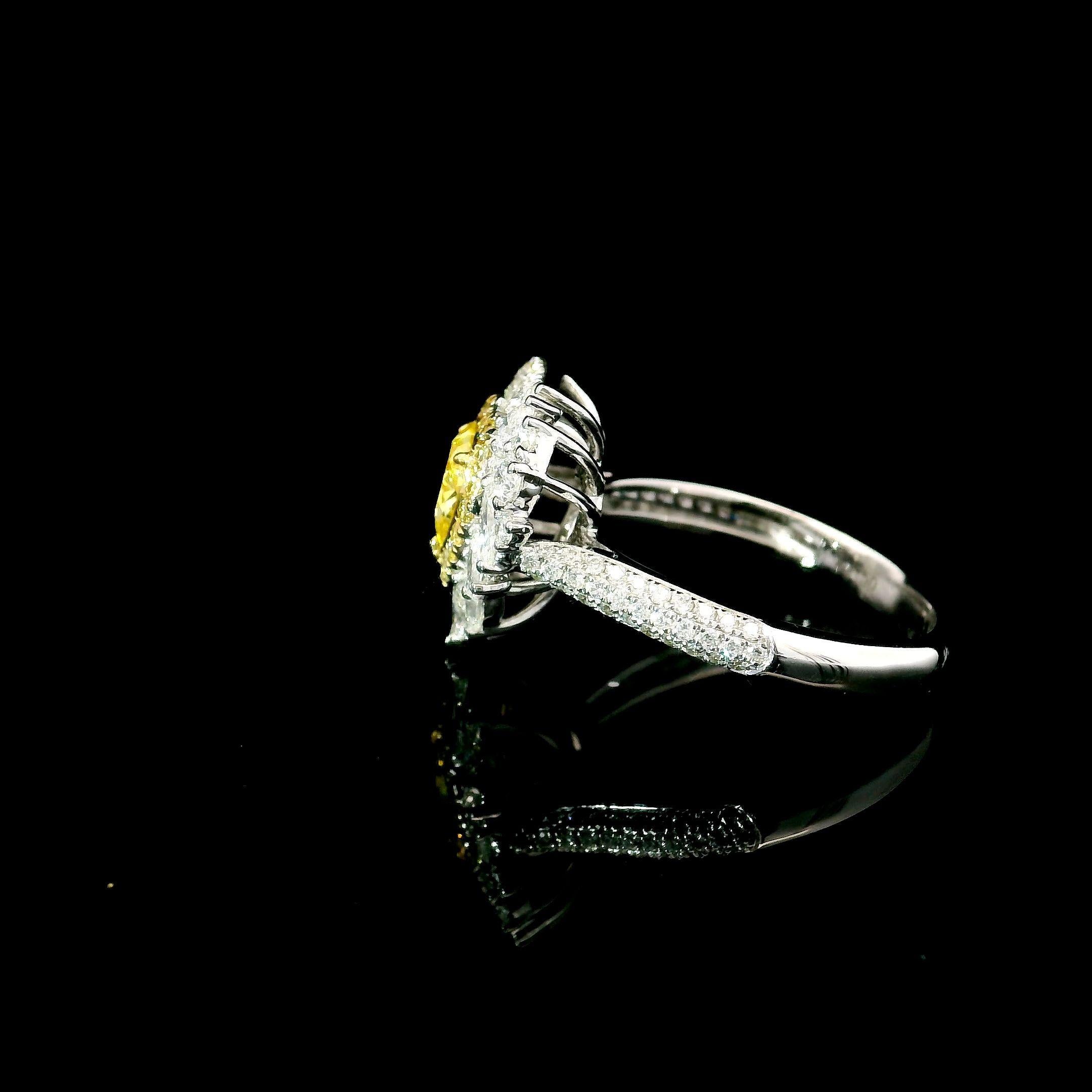 AGL Certified 1.02 Carat Fancy Yellow Clarity Diamond Ring For Sale 1