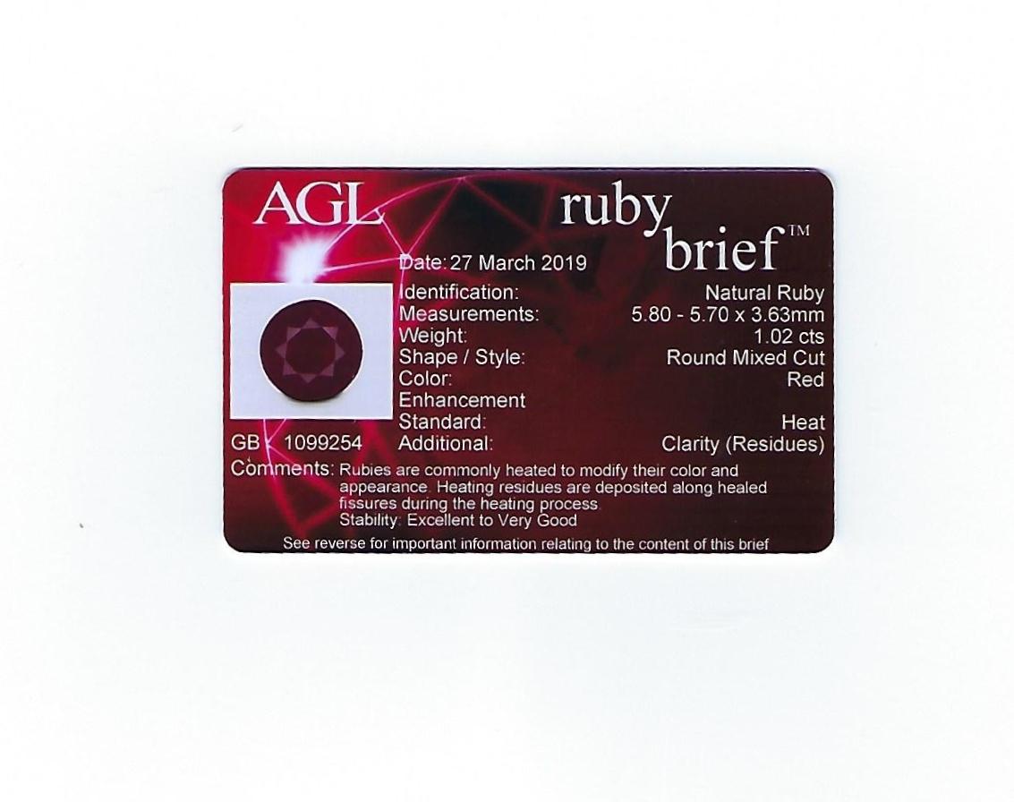 Bague en or certifiée AGL de 1.02 carat de rubis rond et de diamant en vente 6