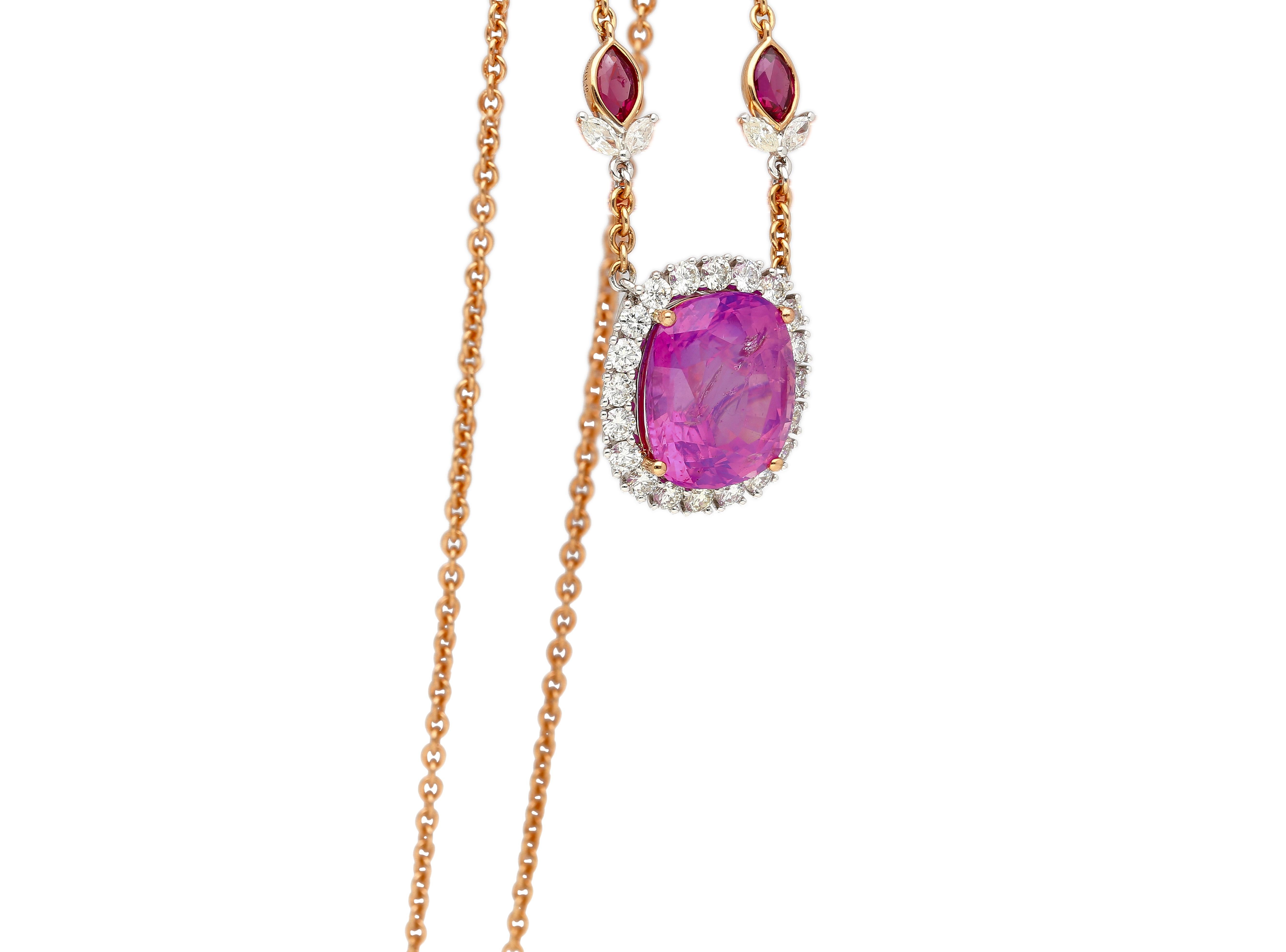 Collar de zafiro rosa, rubí y diamantes, talla cojín, certificado AGL de 10,26 quilates Belle Époque en venta