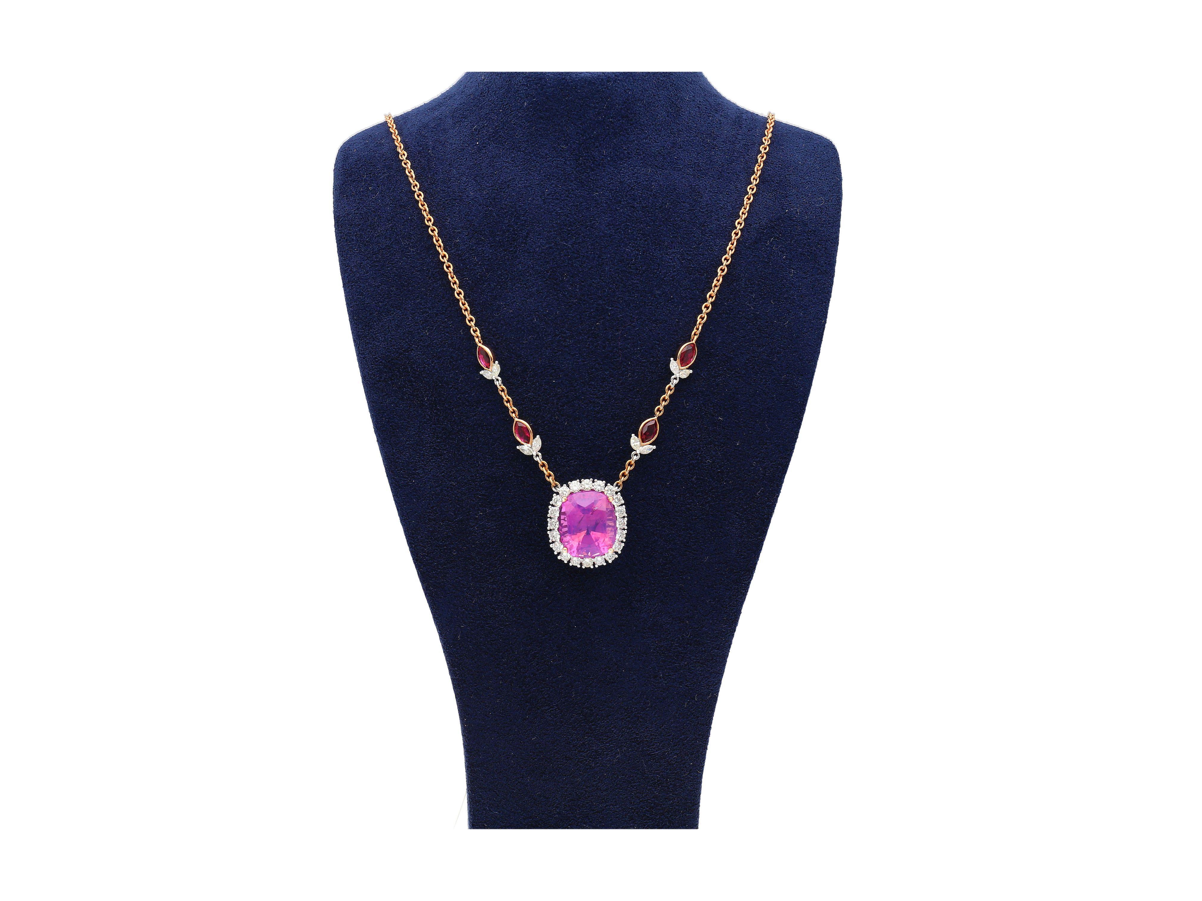 Collar de zafiro rosa, rubí y diamantes, talla cojín, certificado AGL de 10,26 quilates en Nuevo estado para la venta en Miami, FL