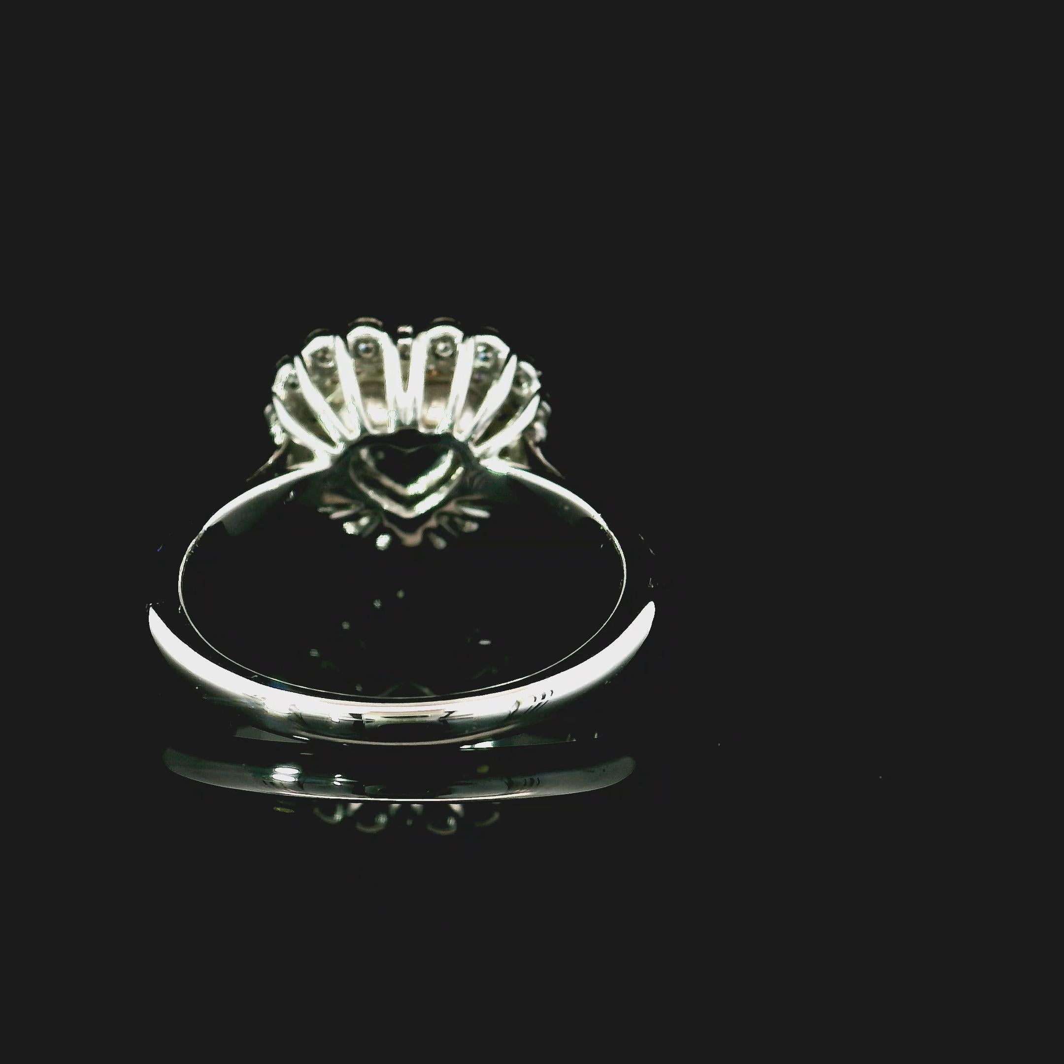 Anello con diamante certificato AGL da 1,03 carati Fancy Green VS1 Clarity In condizioni Nuovo in vendita a บางรัก, TH
