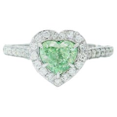 Anillo de diamantes con certificado AGL de 1.04 quilates de color verde fantasía y claridad VS