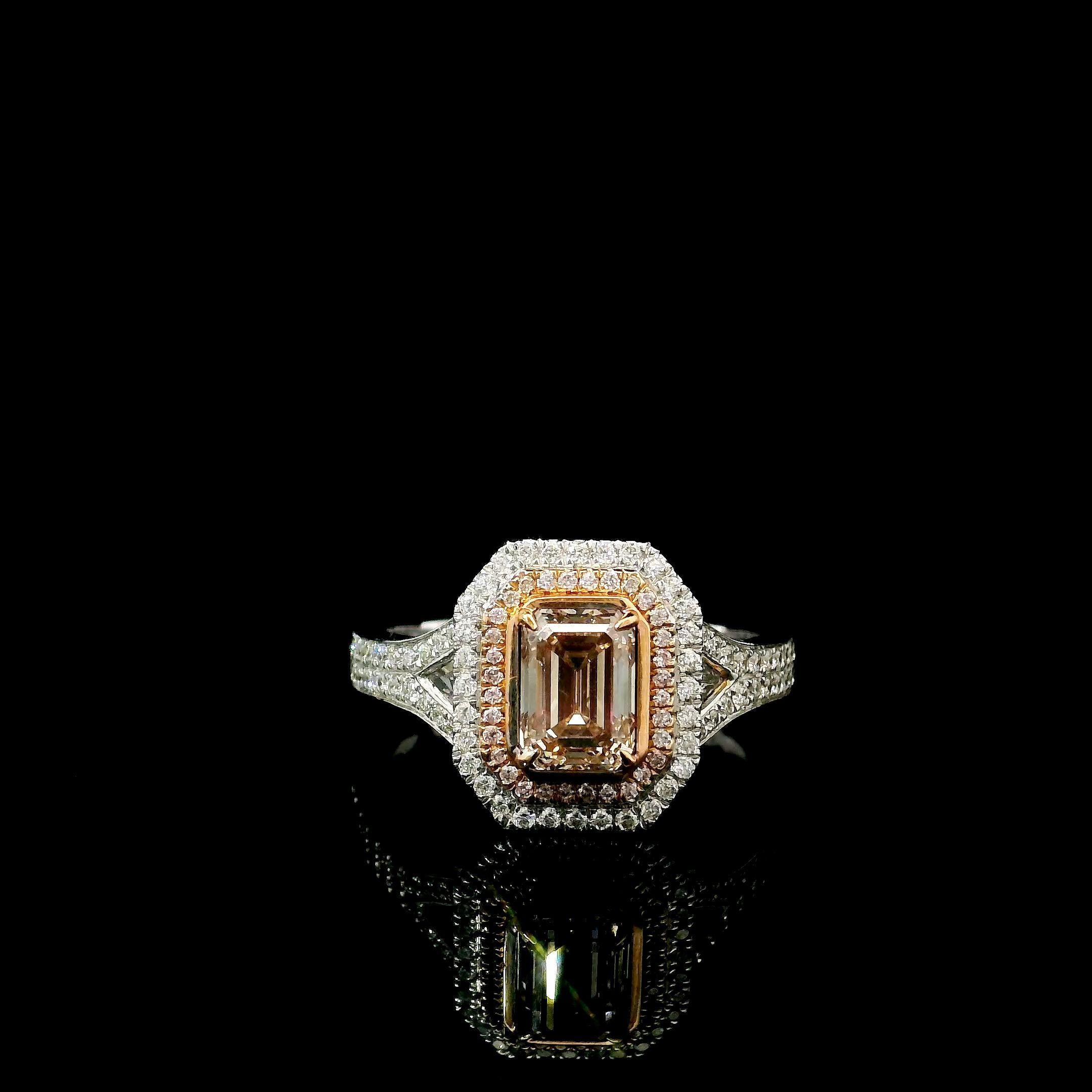 18kt white gold ring with diamonds
  
  Gold colour & karat: White gold 18kt
  Weight: 4.420 grams
  
  Set with-
  Stone type: Diamonds
  Shape: Emerald
  Carat: 1.05
  Colour: Fancy Light Brownish Pink  
  Clarity: VS
  
  Surrounding Stones: