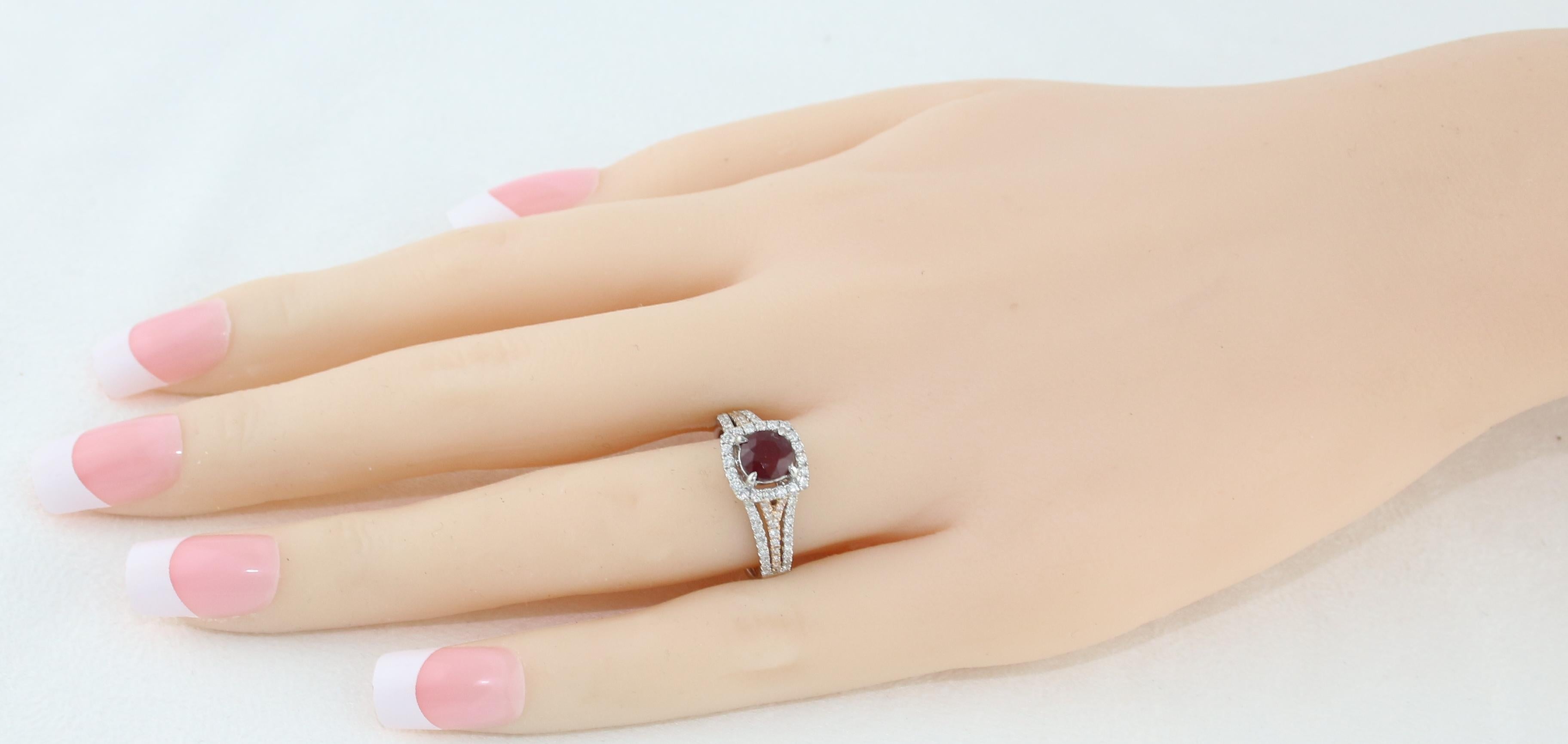 Round Cut AGL Certified 1.09 Carat Round Ruby Diamond Gold Ring For Sale