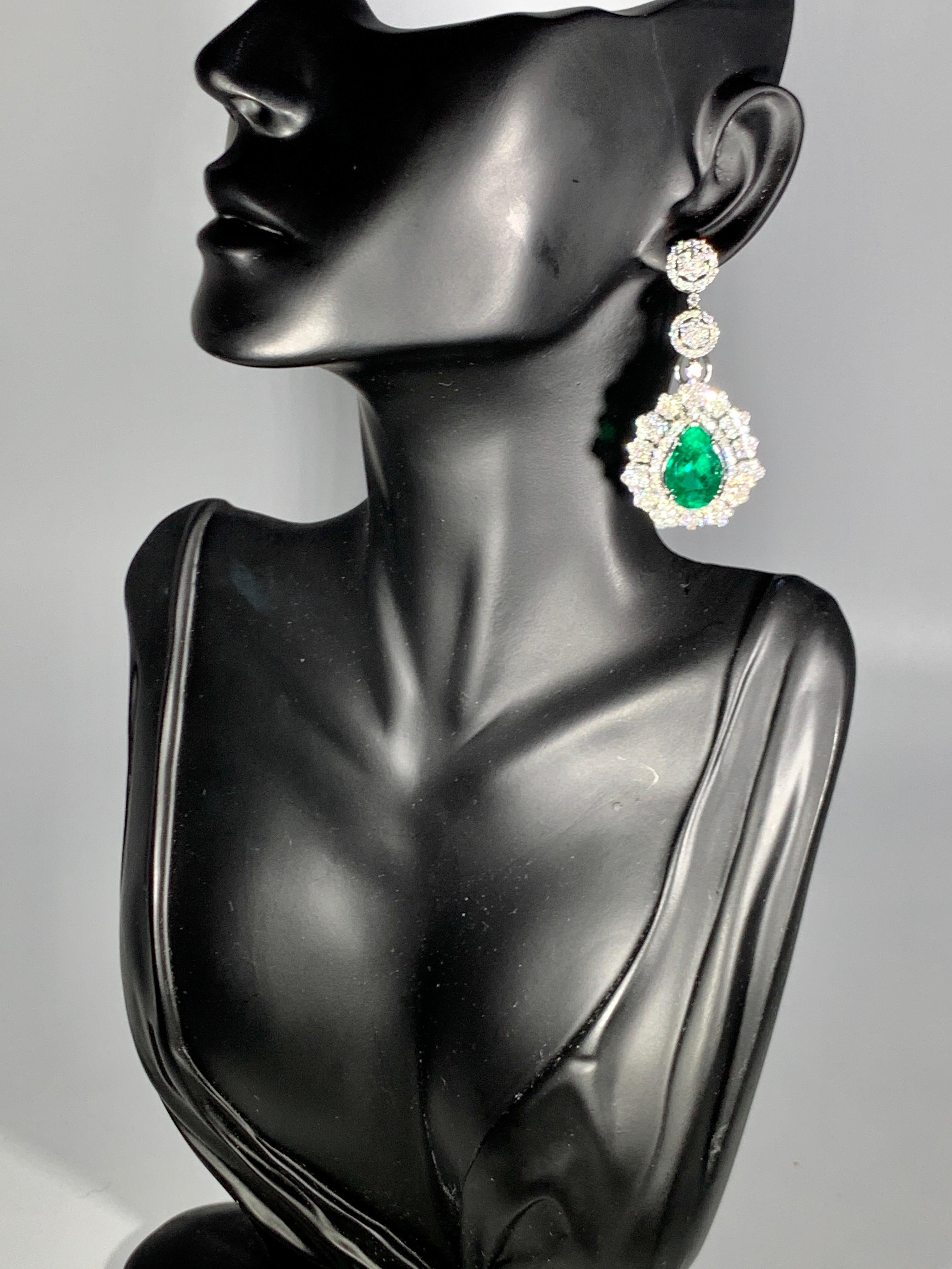 Women's AGL Certified 11 Ct Pear/Drop Colombian Emerald 9 Ct Diamond Earrings 18K Gold