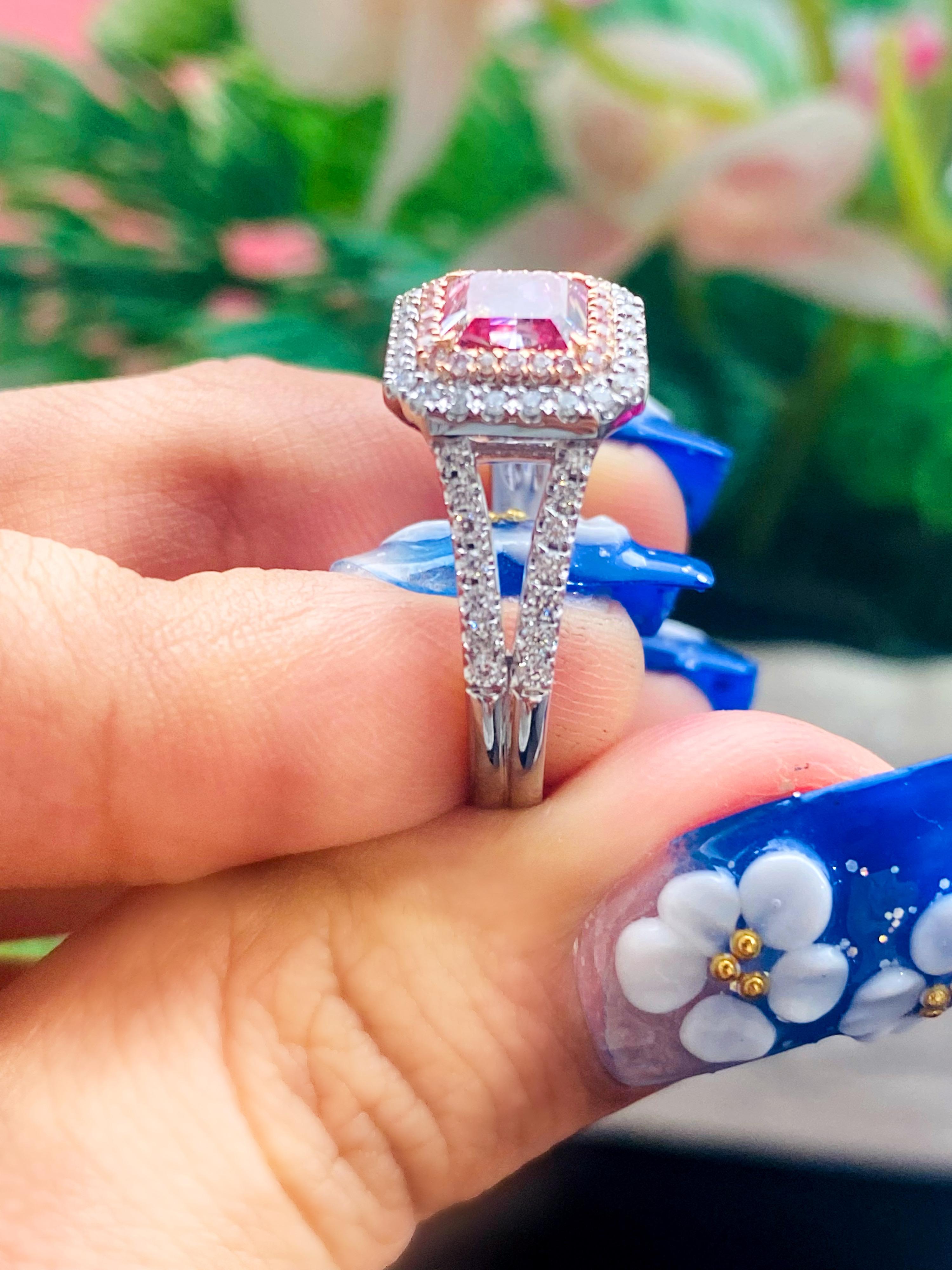 AGL Certified 1.10 Carat Fancy Pink VS Clarity Diamond RIng For Sale 3