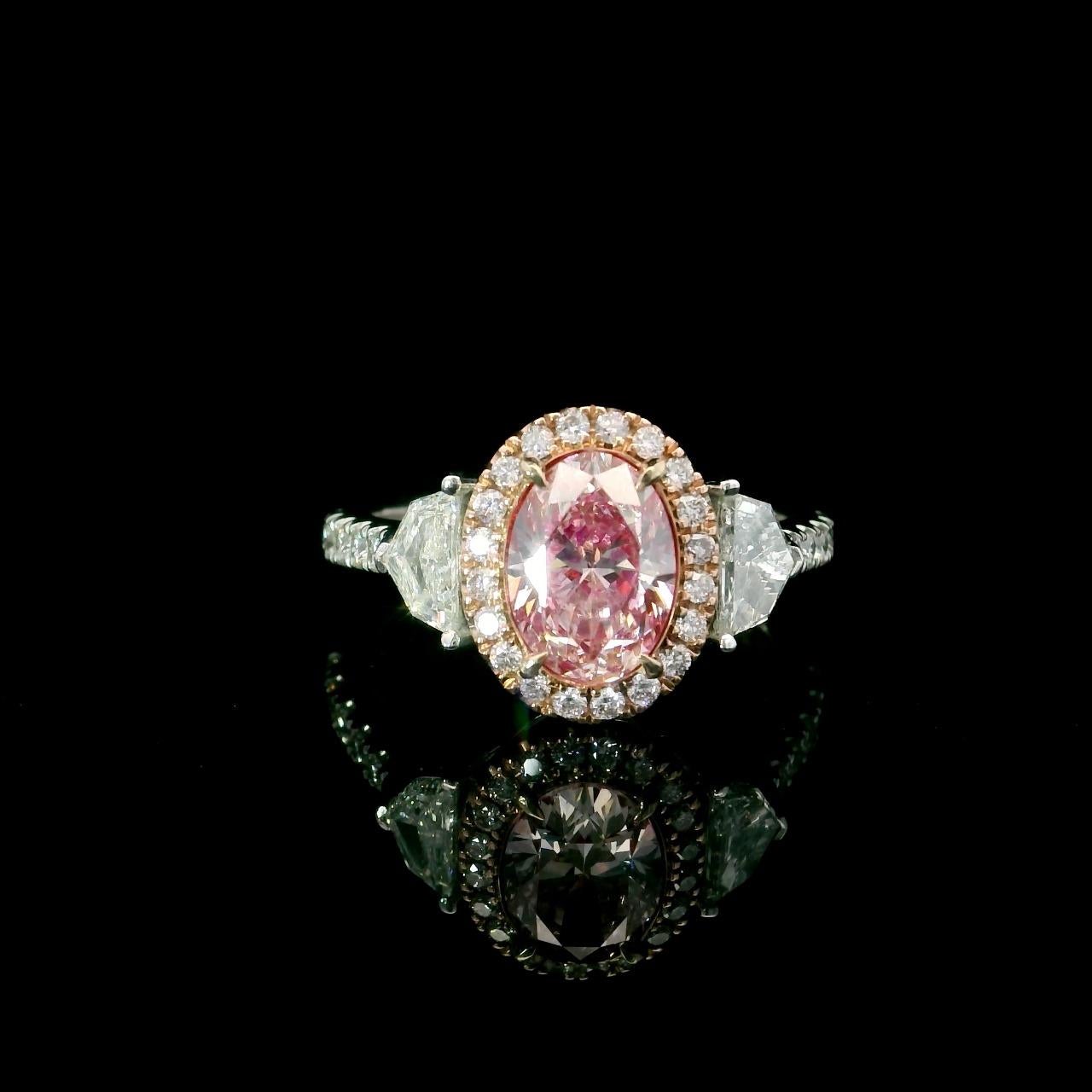 Women's or Men's AGL Certified 1.20 Carat Fancy Pink VS Clarity Diamond Ring For Sale