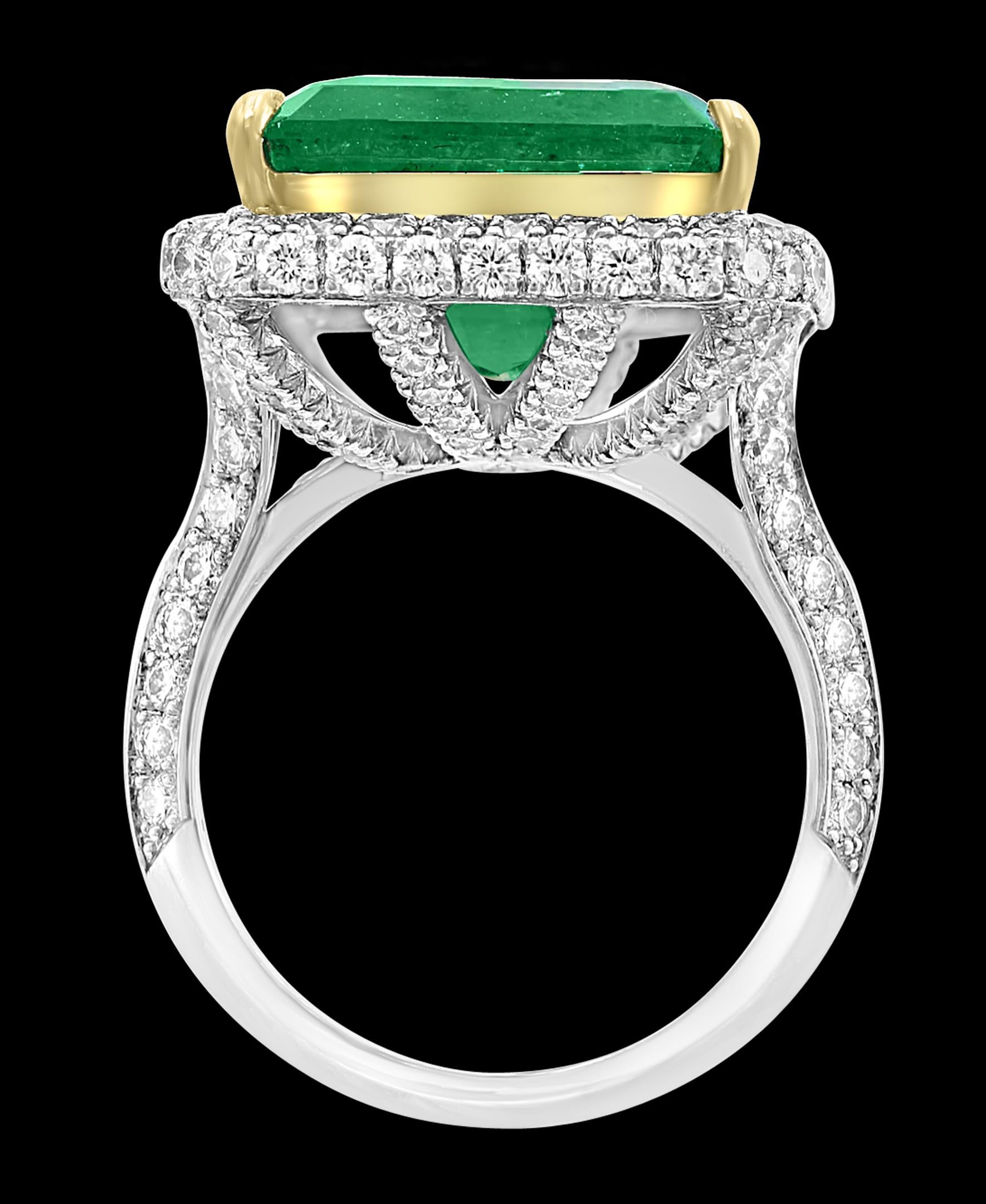 AGL Certified 13.10 Ct Emerald Cut Colombian Emerald Diamond 18K Gold Ring For Sale 2