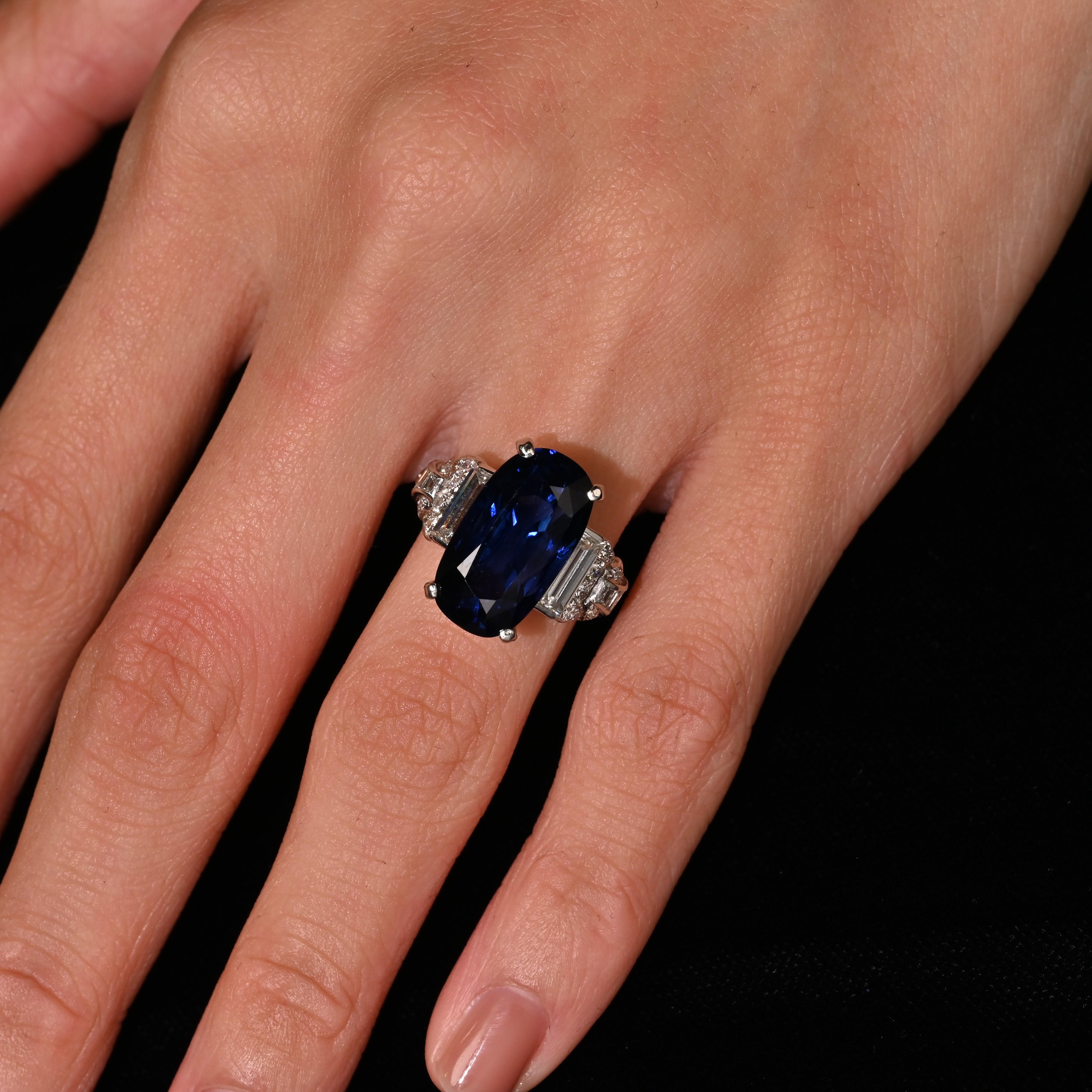Oval Cut AGL Certified 13.81 Carat Ceylon No Heat Blue Sapphire Platinum Vintage Ring For Sale