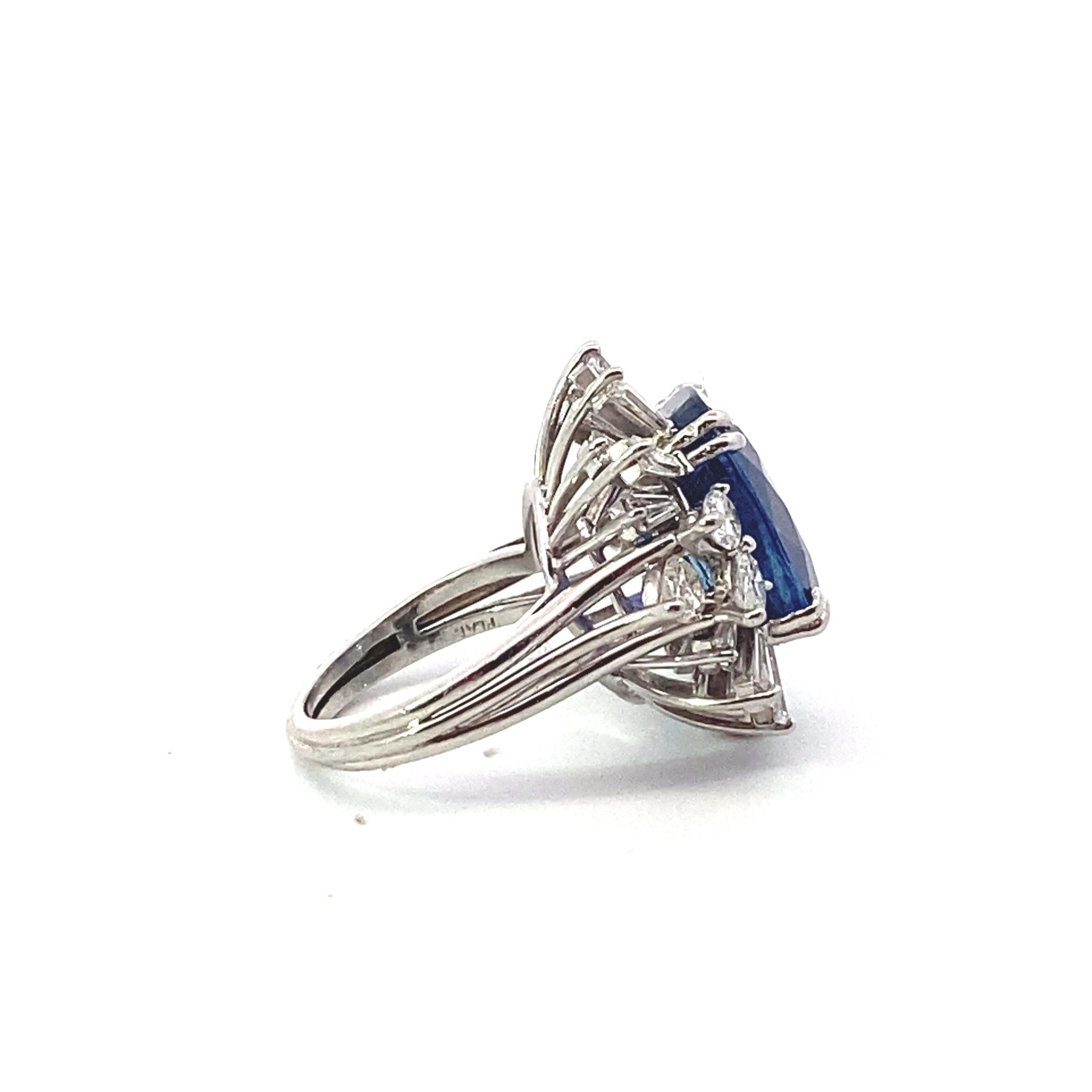 Bague en platine avec saphir bleu de Birmanie non chauffé de 14,27 carats, certifié AGL Excellent état - En vente à Palm Desert, CA