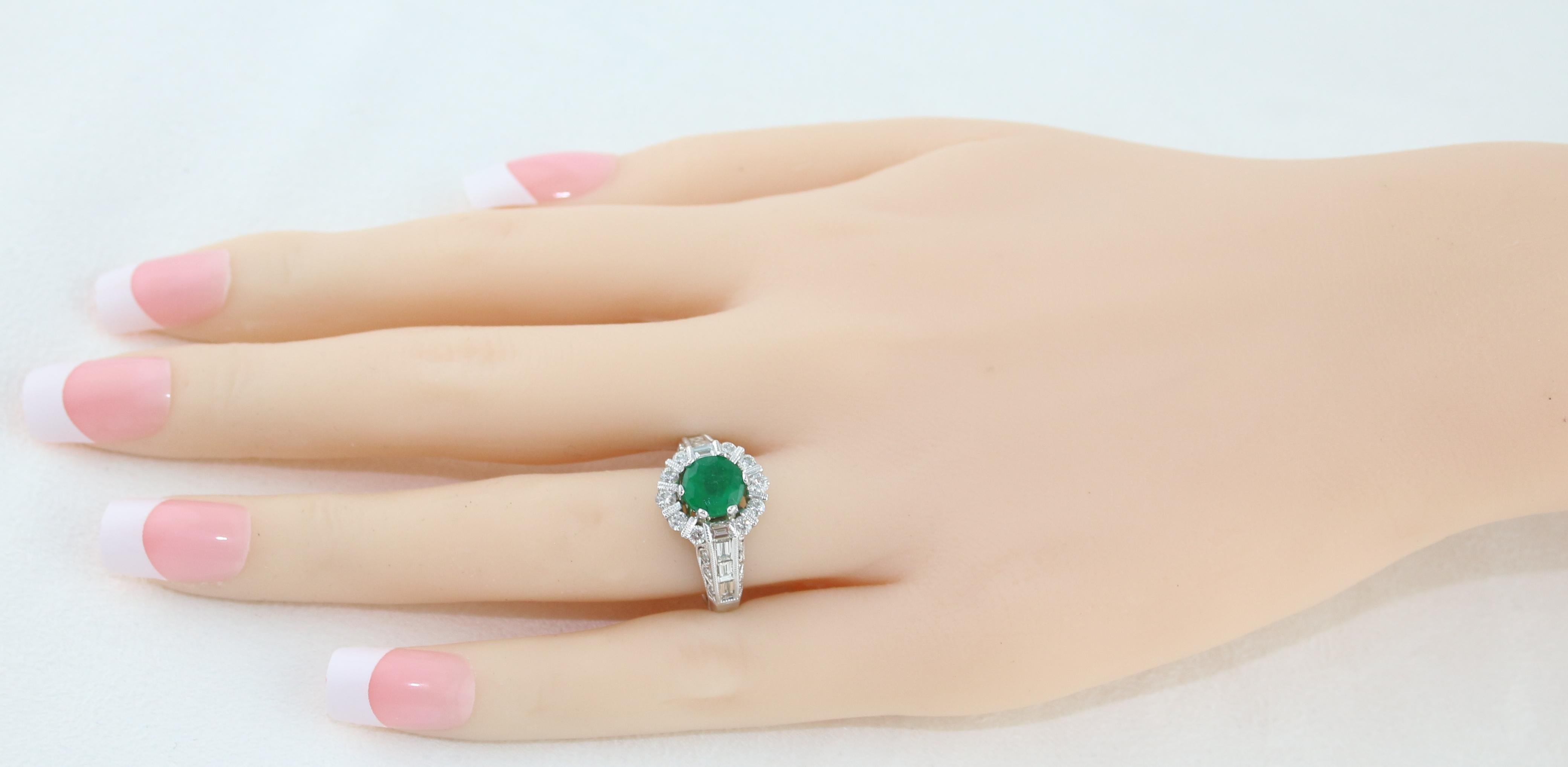 AGL Certified 1.48 Carat Round Emerald Diamond Gold Milgrain Ring In New Condition For Sale In New York, NY