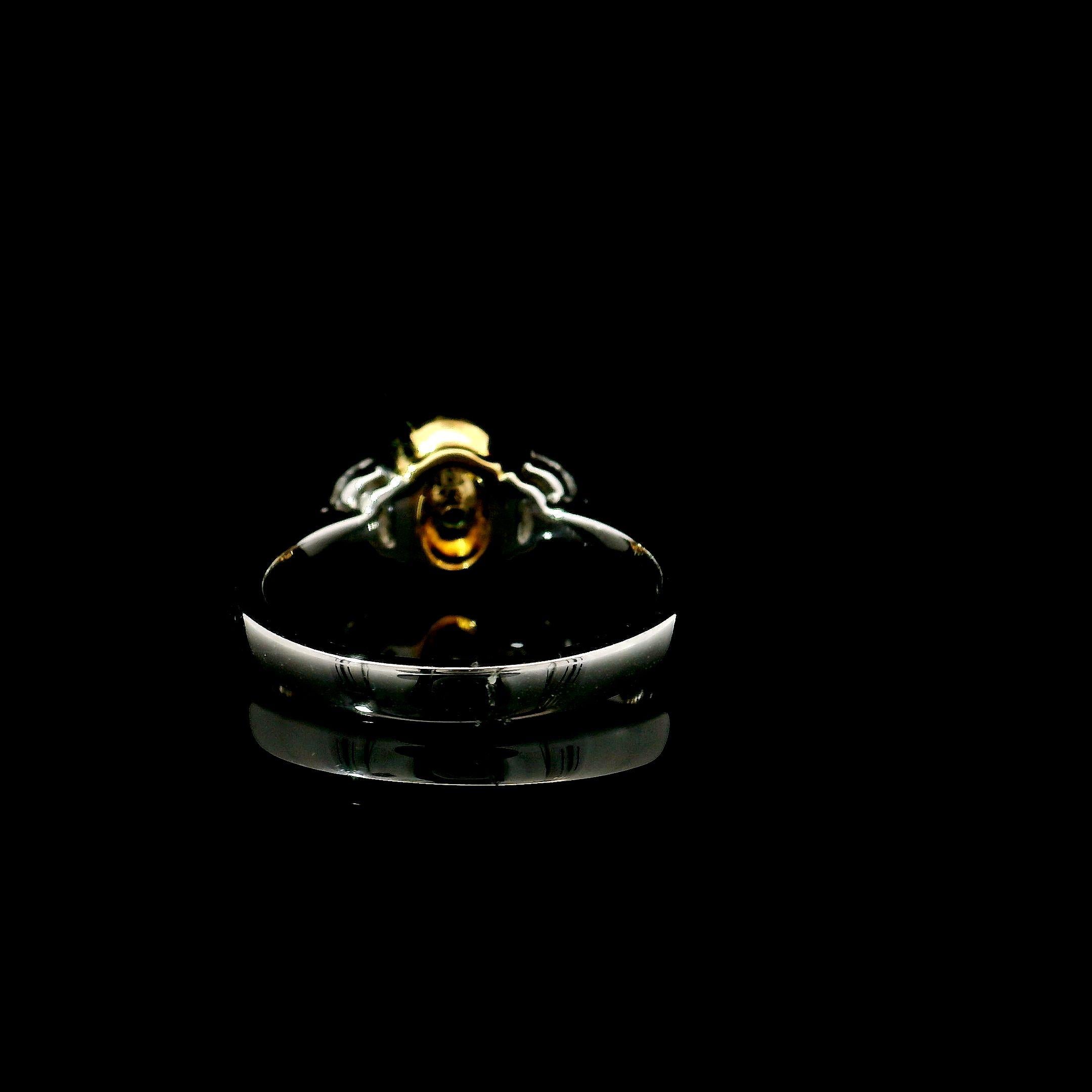 Women's or Men's AGL Certified 1.51 Carat Fancy Light Green VS Clarity Diamond Ring For Sale