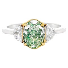 Anello con diamante certificato AGL da 1.51 carati, di colore verde chiaro e chiarezza VS