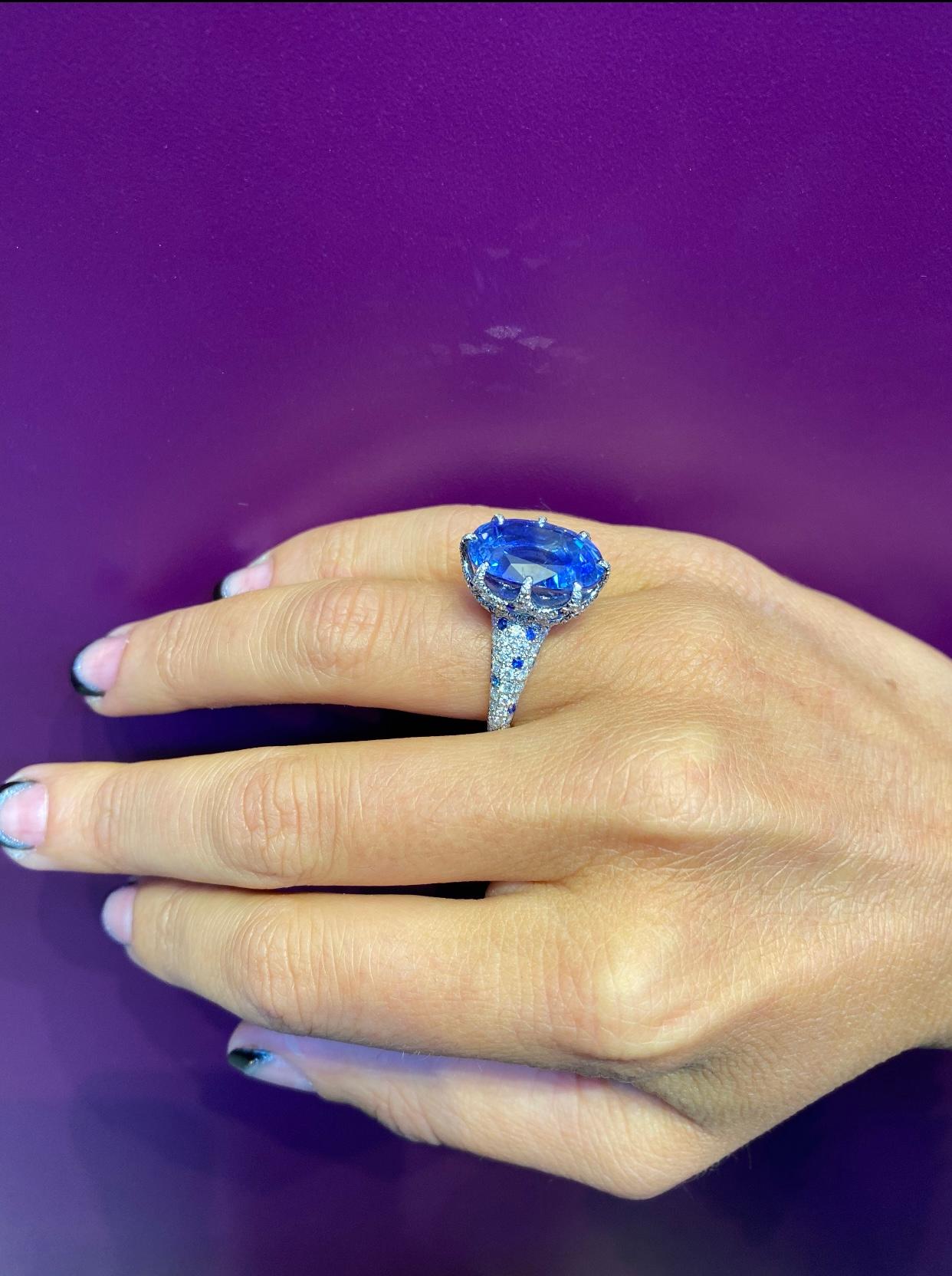 AGL Certified 16 Carat Ceylon Sapphire Diamond Cocktail Ring en Excelente estado para la venta en New York, NY