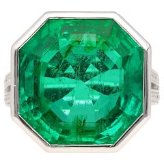 AGL Certified 17 Carat Octagonal Cut Minor Oil Colombian Emerald Bezel Set Ring