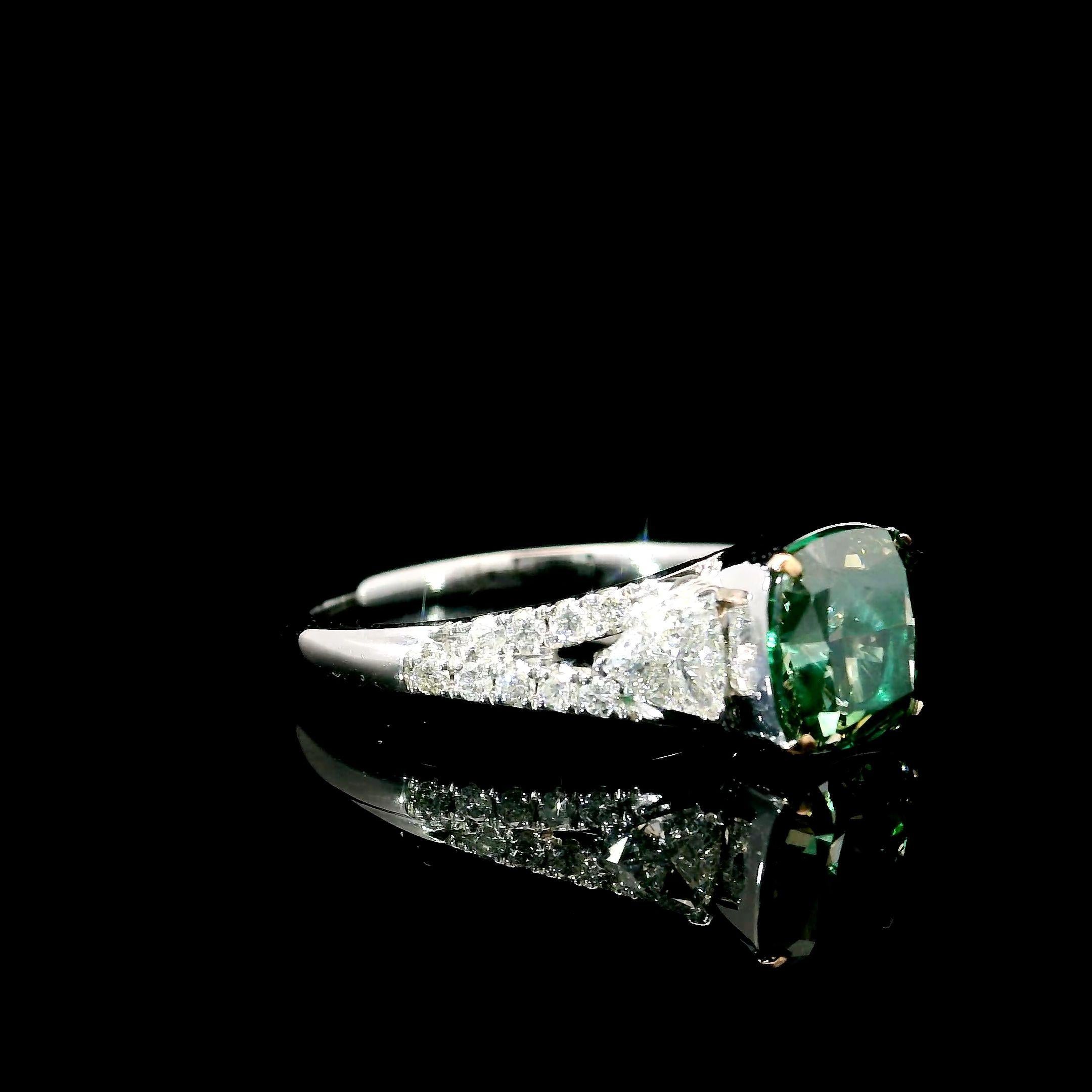 Cushion Cut AGL Certified 1.71 Carat Fancy Green VS Clarity Diamond Ring For Sale