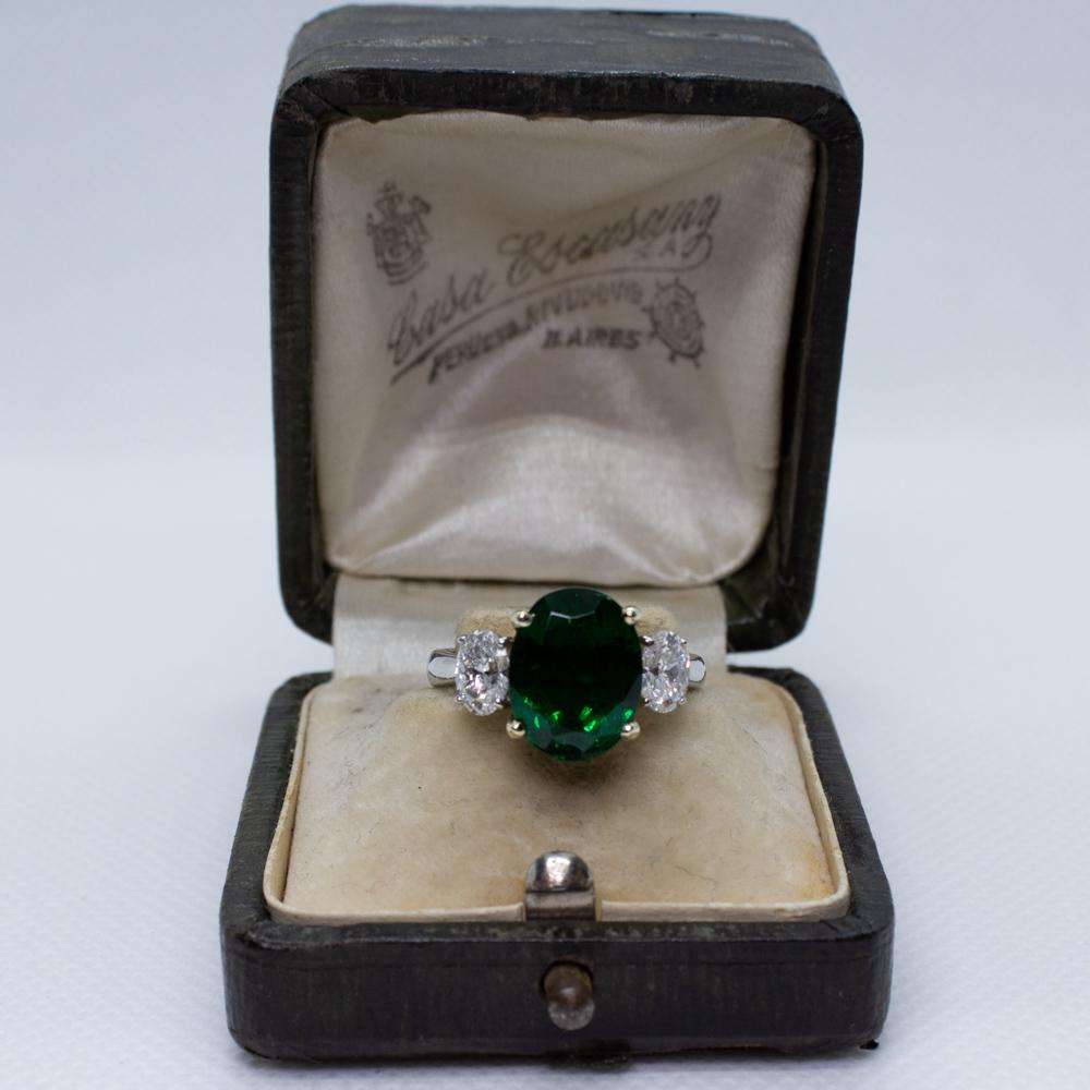 AGL Certified 18 Karat Gold and Platinum 3.77 Carat Oval Zambian Emerald Ring For Sale 4
