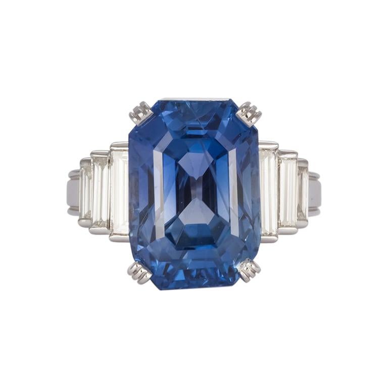 AGL Certified 18 Karat White Gold Ceylon Sapphire and Diamond Ring 14.08 Carat