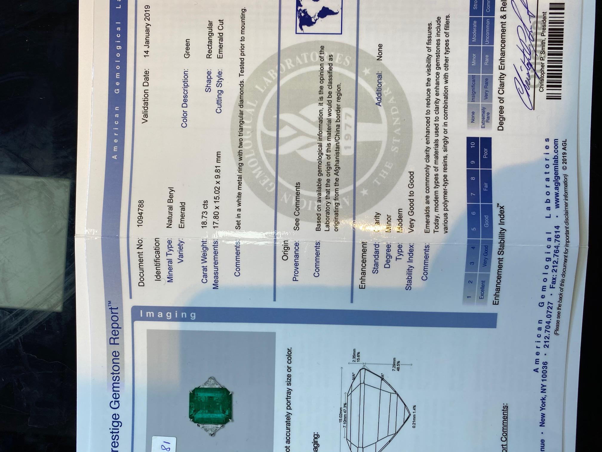 Women's or Men's AGL Certified 18.73 Carat Emerald GIA Diamond Ring