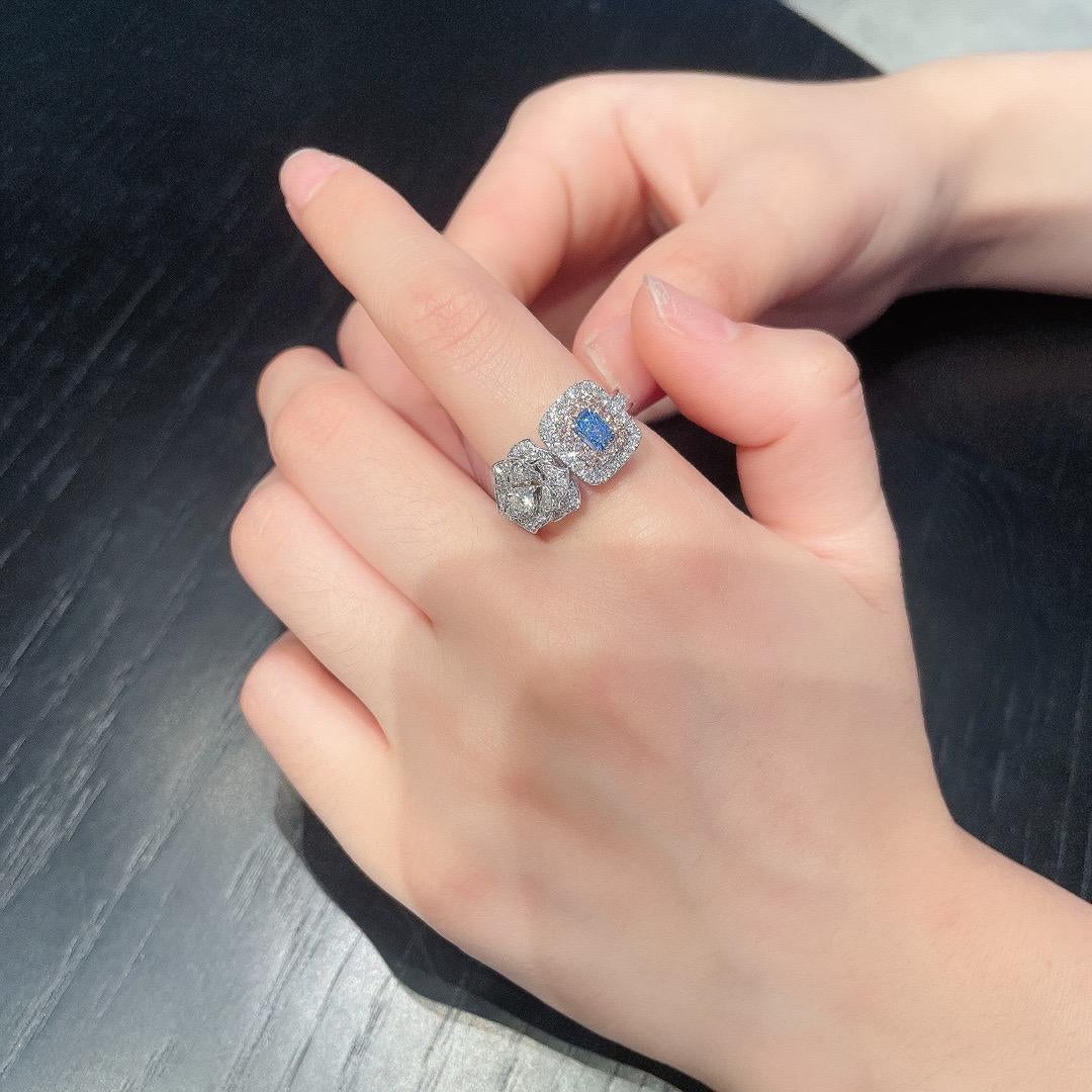 AGL Certified 18K White Gold Fancy Blue Diamond Cocktail Ring In New Condition In Kowloon, HK