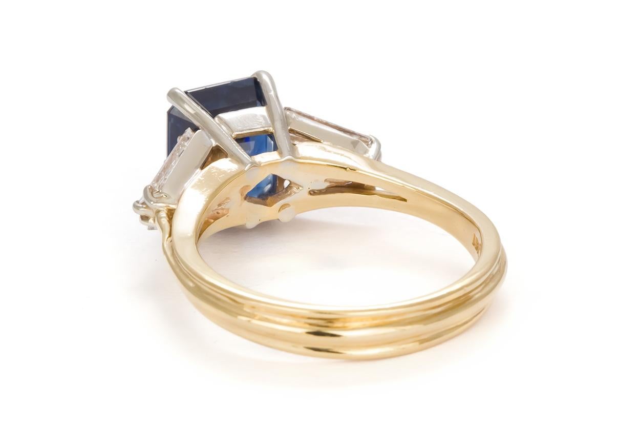 Contemporary AGL Certified 18 Karat Yellow and White Gold Sapphire and Diamond Ring