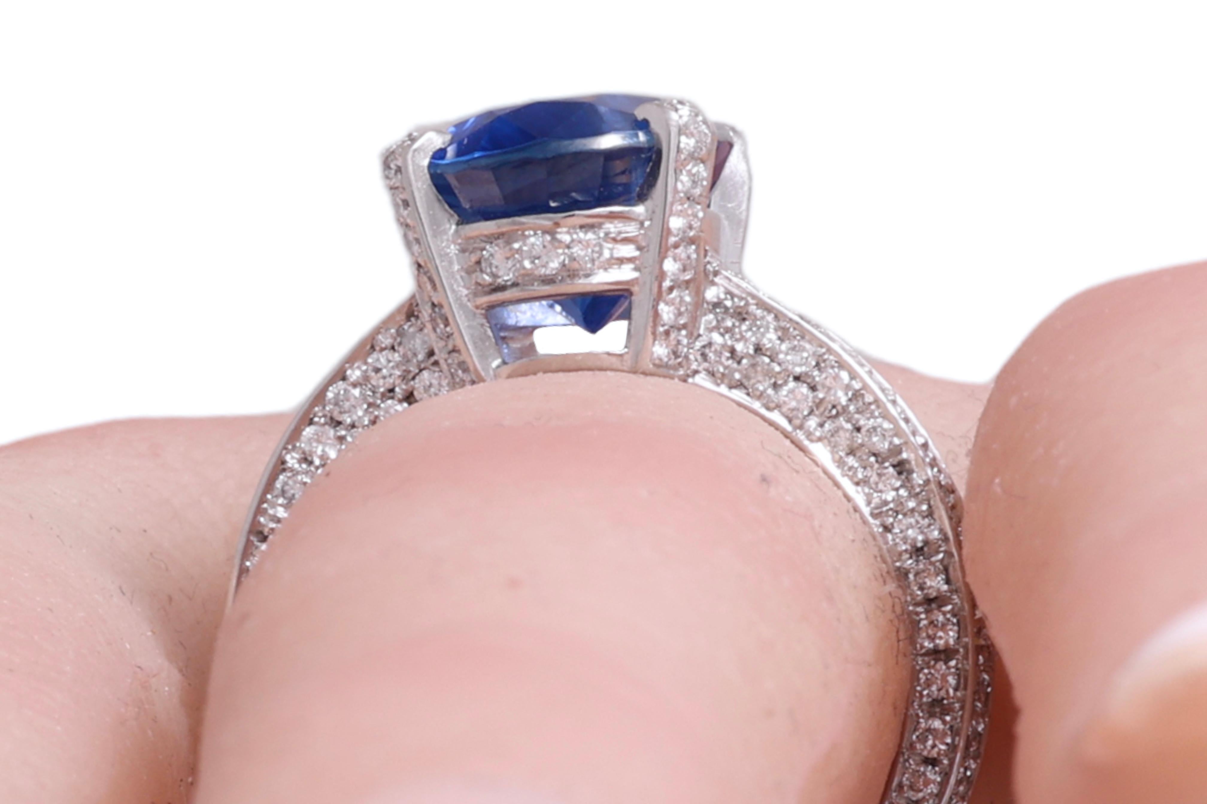  AGL Certified 18kt. White Gold Ring 6.32 ct. Ceylon Sapphire &1.62 ct. Diamonds For Sale 4