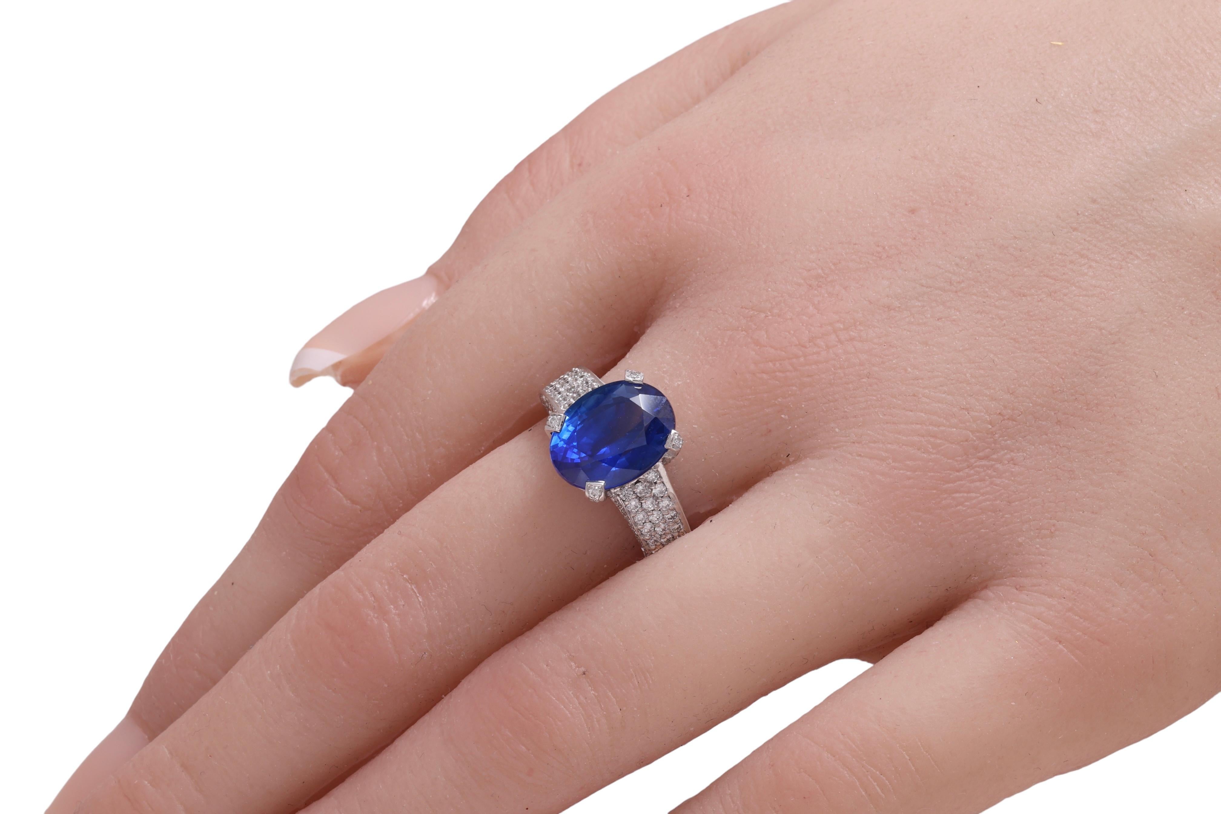  AGL Certified 18kt. White Gold Ring 6.32 ct. Ceylon Sapphire &1.62 ct. Diamonds For Sale 2