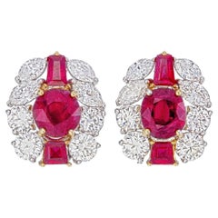 Boucles d'oreilles en or blanc 18 carats avec rubis de Birmanie et diamants certifiés AGL 1,96 carat