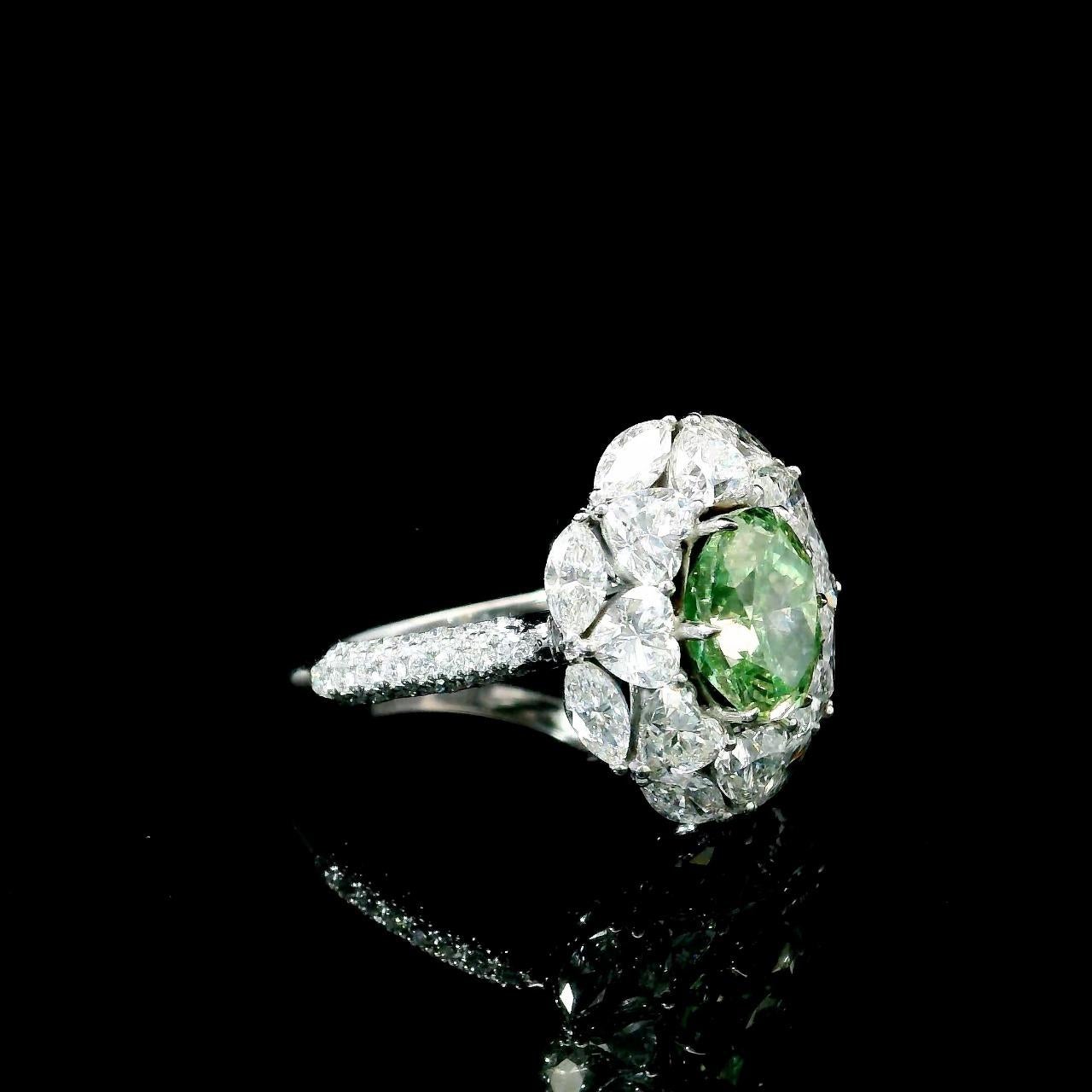 AGL Certified 2.00 Carat Fancy Green VS Clarity Diamond Ring For Sale 1