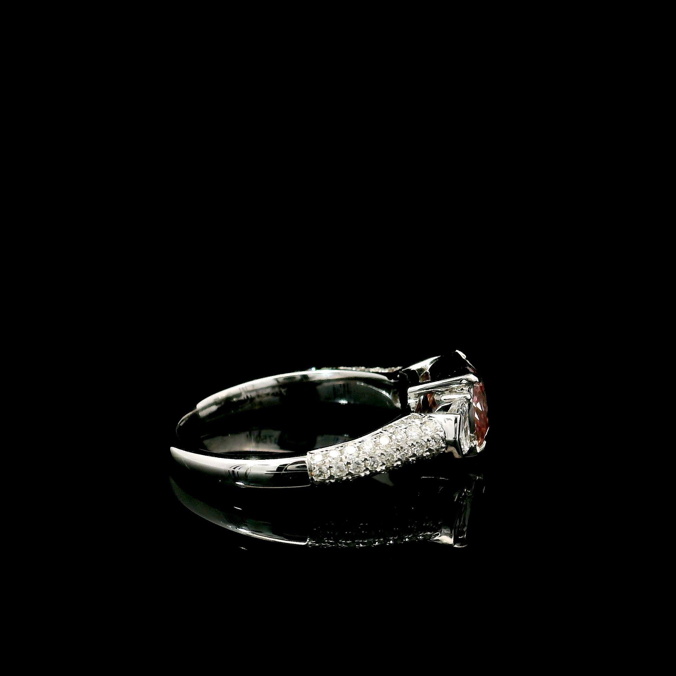AGL-zertifizierter 2,01 Karat Fancy Hellbraun Rosa VS Reinheit Diamantring im Angebot 2