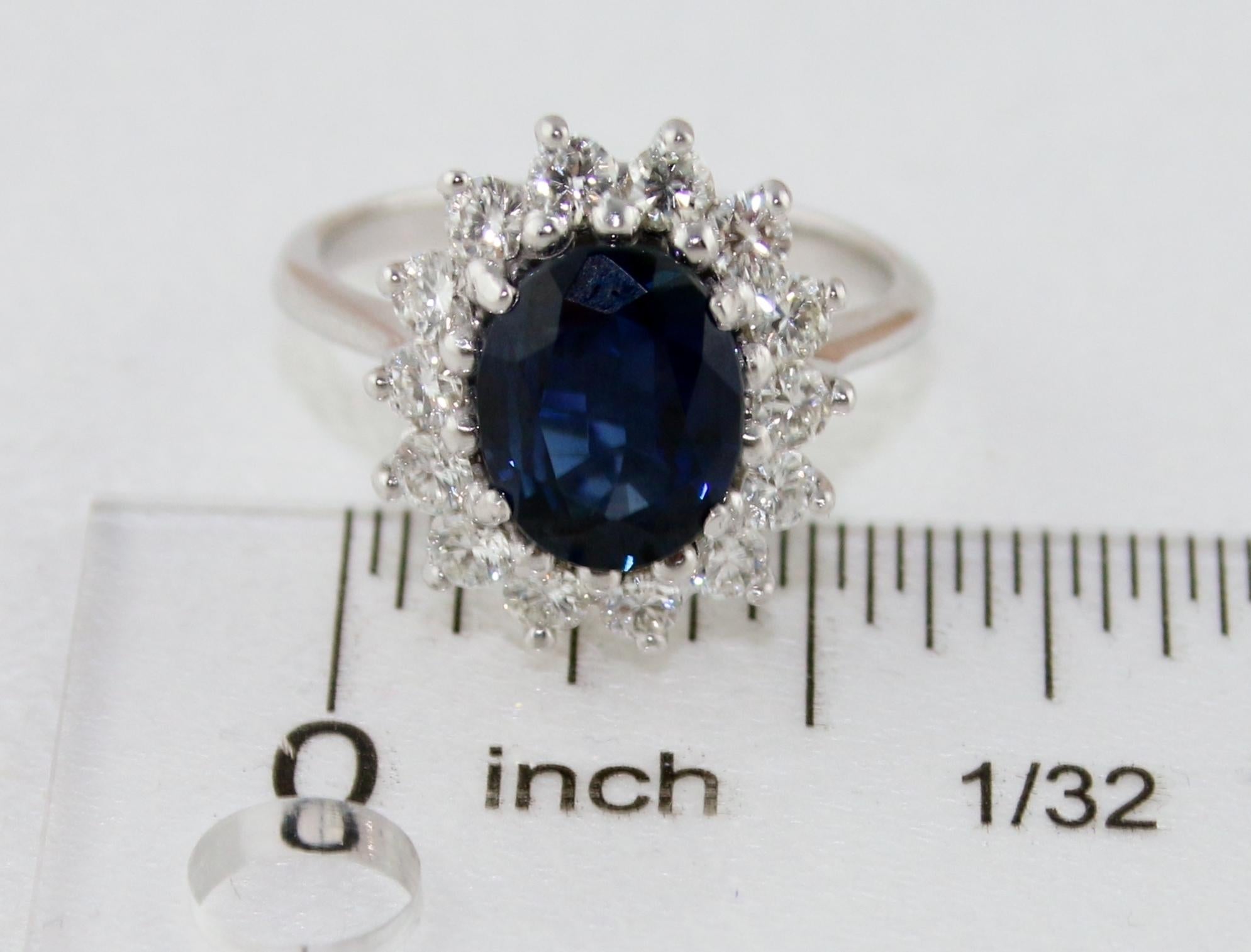Goldring, AGL-zertifizierter 2,05 Karat unbehandelter ovaler blauer Saphir und Diamant im Angebot 3