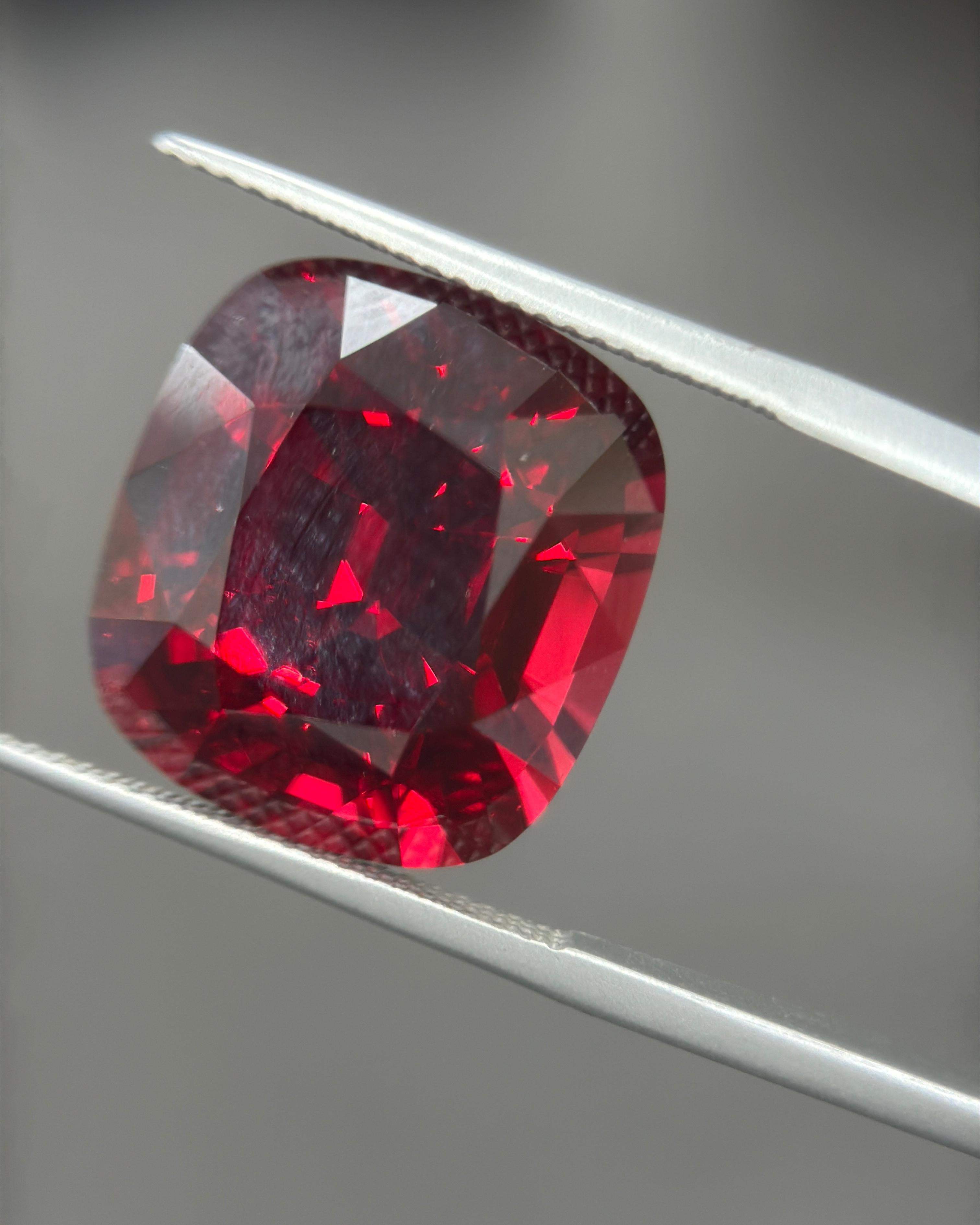 AGL-zertifizierter 20,59 Karat Burma No Heat Vivid Red Spinel im Angebot 5