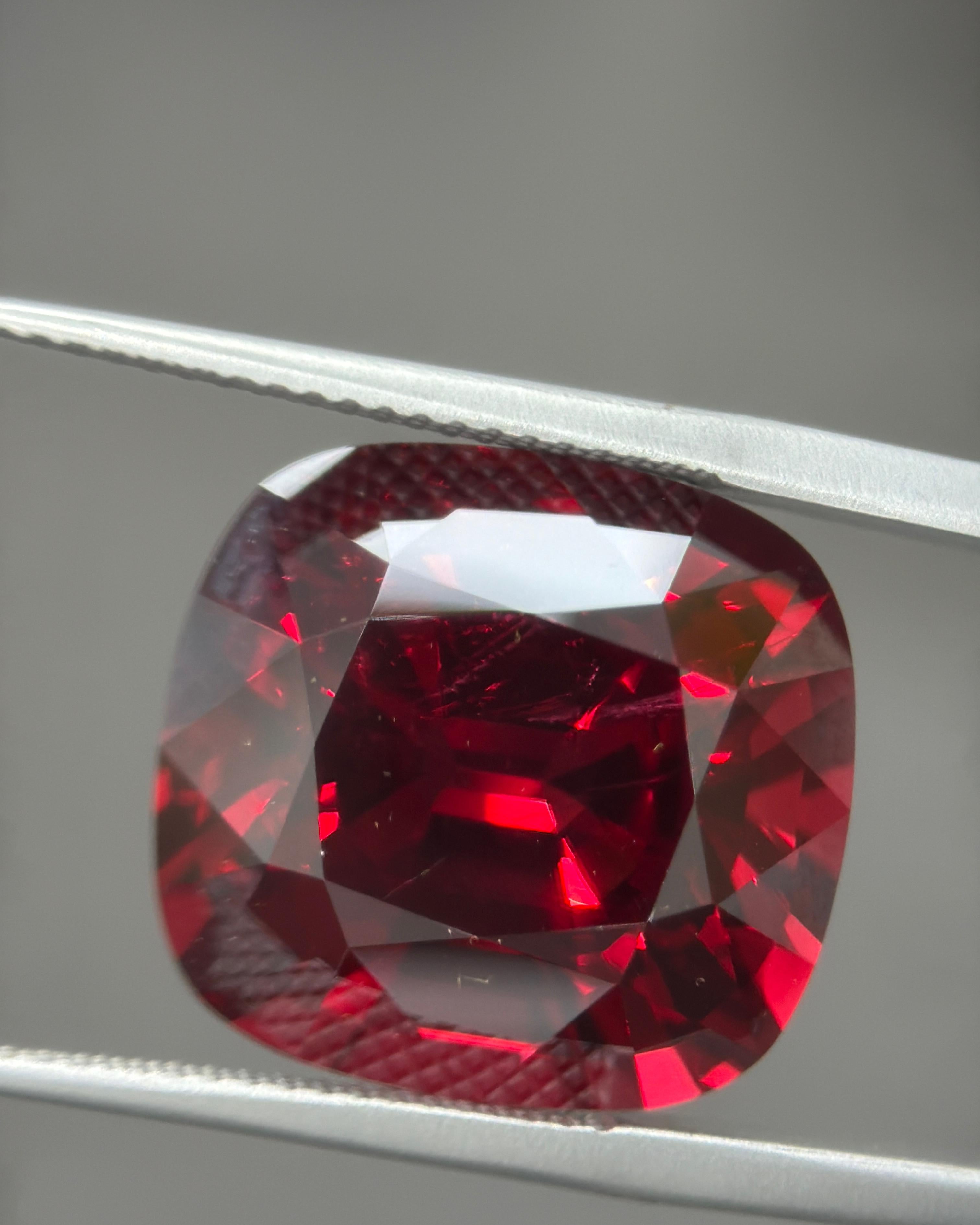 AGL-zertifizierter 20,59 Karat Burma No Heat Vivid Red Spinel für Damen oder Herren im Angebot