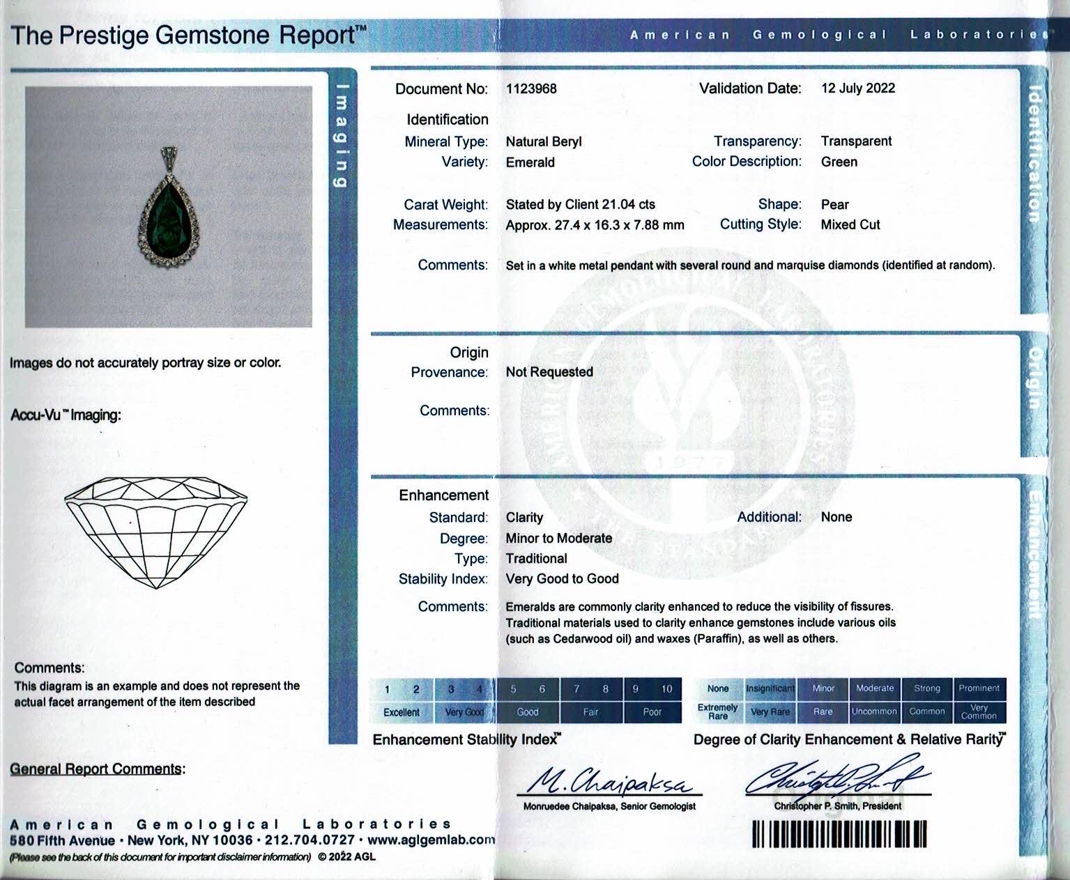 Ciondolo a forma di pera con smeraldo Halo certificato AGL da 21,04 carati In condizioni Nuovo in vendita a Los Angeles, CA