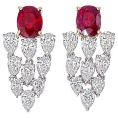 Orecchini con rubino di Birmania e diamanti certificati AGL da 2,14 carati in oro bianco 18K