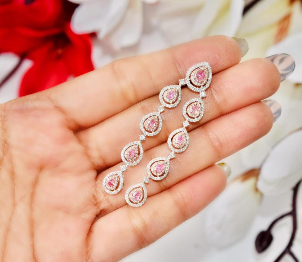 AGL Certified 2.21 Carat Fancy Pink SI Clarity Diamond Earrings In New Condition For Sale In บางรัก, TH