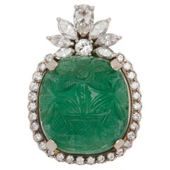 Ciondolo AGL certificato 25ct con smeraldo cabochon intagliato e diamante marquise a pera 18K