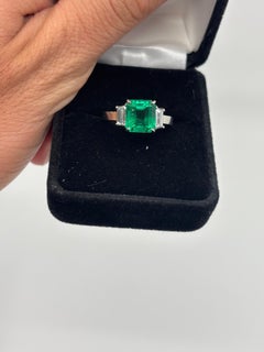 AGL Certified 2.69 Carat Emerald Cut Emerald and Trapezoid Diamond Platinum Rin