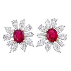 AGL-zertifizierte 2,70 Karat Burma-Rubin und Diamant-Ohrringe in 18 Karat Weißgold