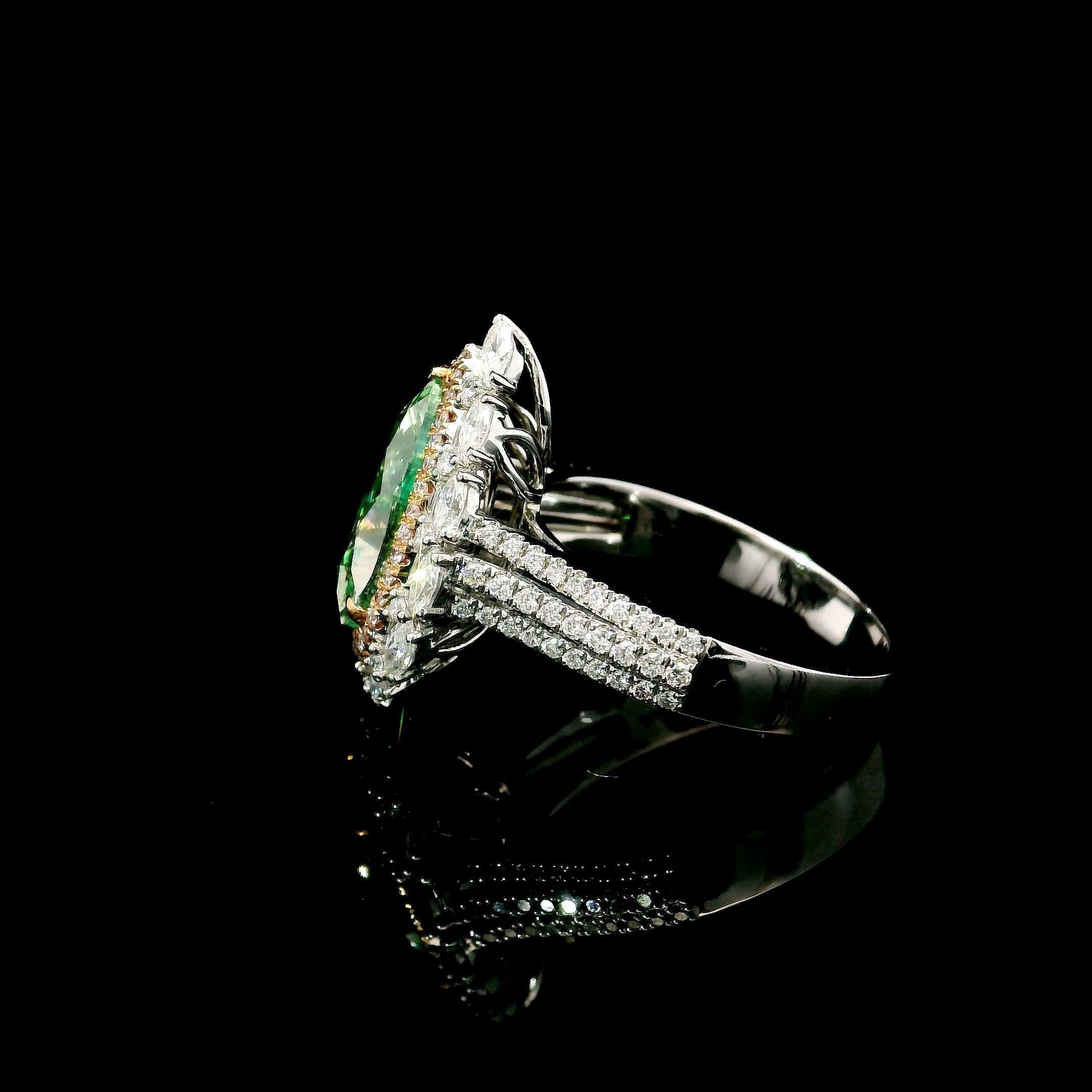 AGL Certified 3.00 Carat Fancy Green VVS Clarity Diamond Ring For Sale 1