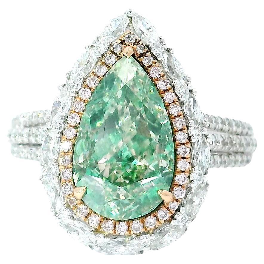 AGL Certified 3.00 Carat Fancy Green VVS Clarity Diamond Ring For Sale