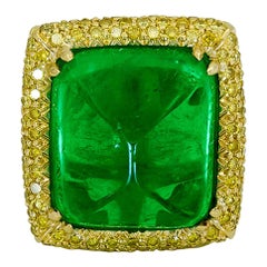AGL Certified 30.07 Carat Sugarloaf Emerald and Yellow Diamond Pendant