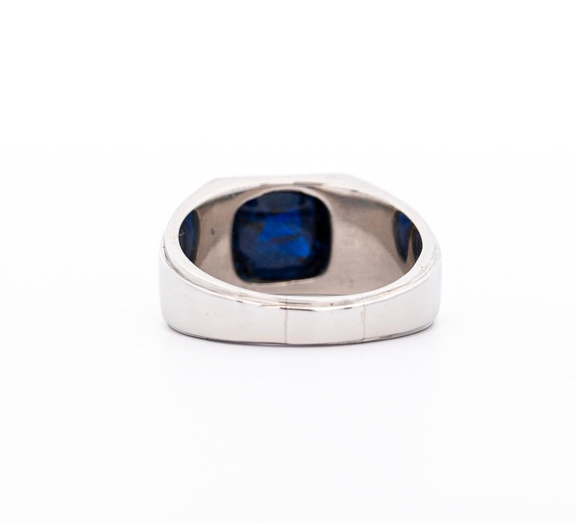 AGL Certified 3.5 Carat Blue Sapphire No Heat Pyramid Cabochon in Platinum Ring In Excellent Condition For Sale In Miami, FL