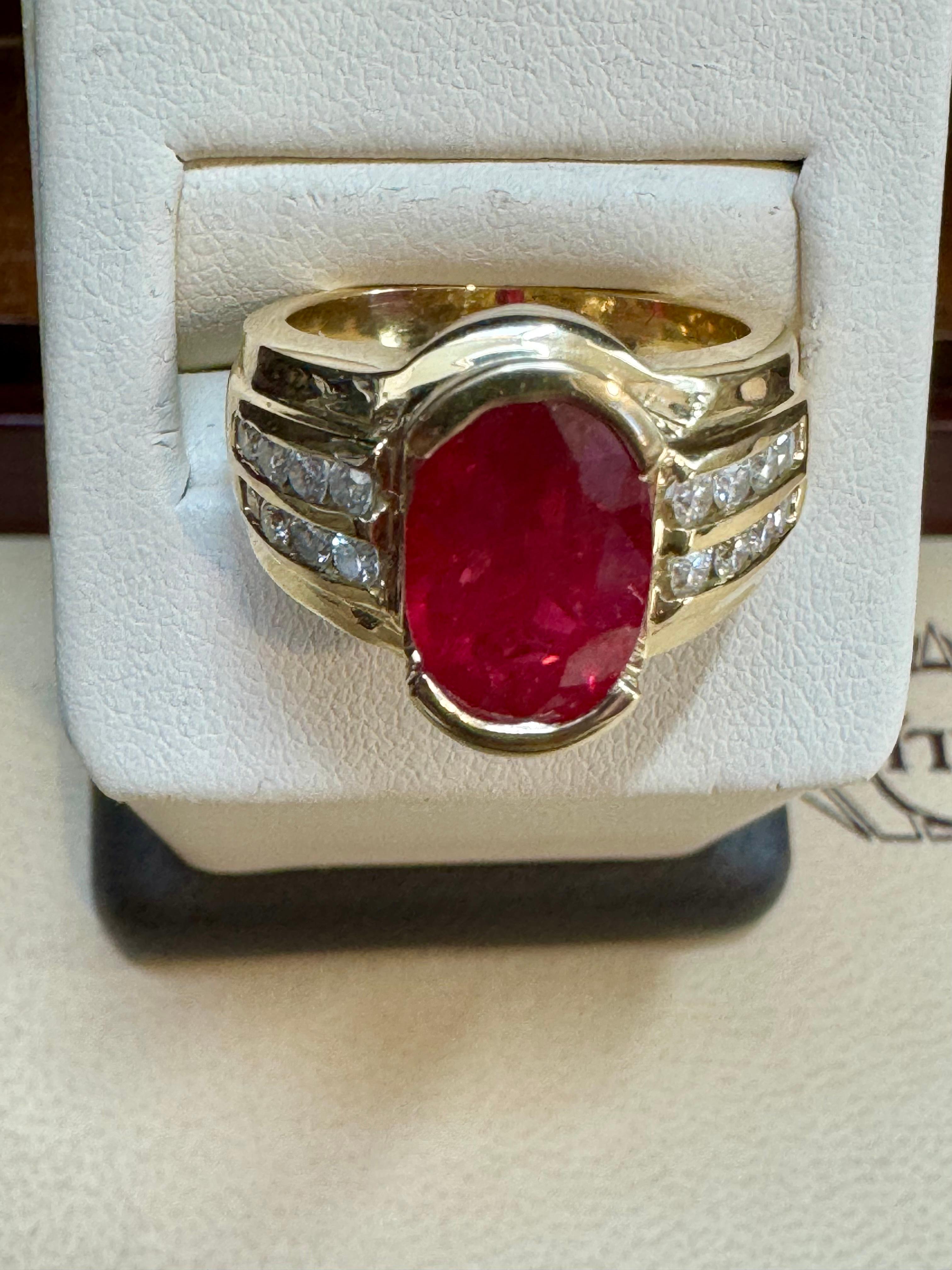 AGL Certified 3.5 Carat Burma Ruby & Diamond Ring in 18 Karat Yellow Gold Ring For Sale 4