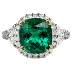Bague avec émeraude colombienne coussin de 3,52 carats et demi-lune certifiée AGL