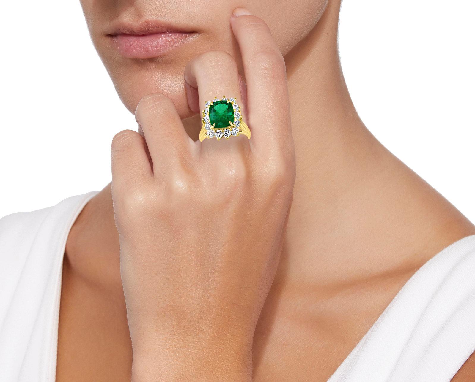 AGL Certified 3.85 Ct Colombian Minor Traditional Emerald & Diamond Ring 18KYG For Sale 1