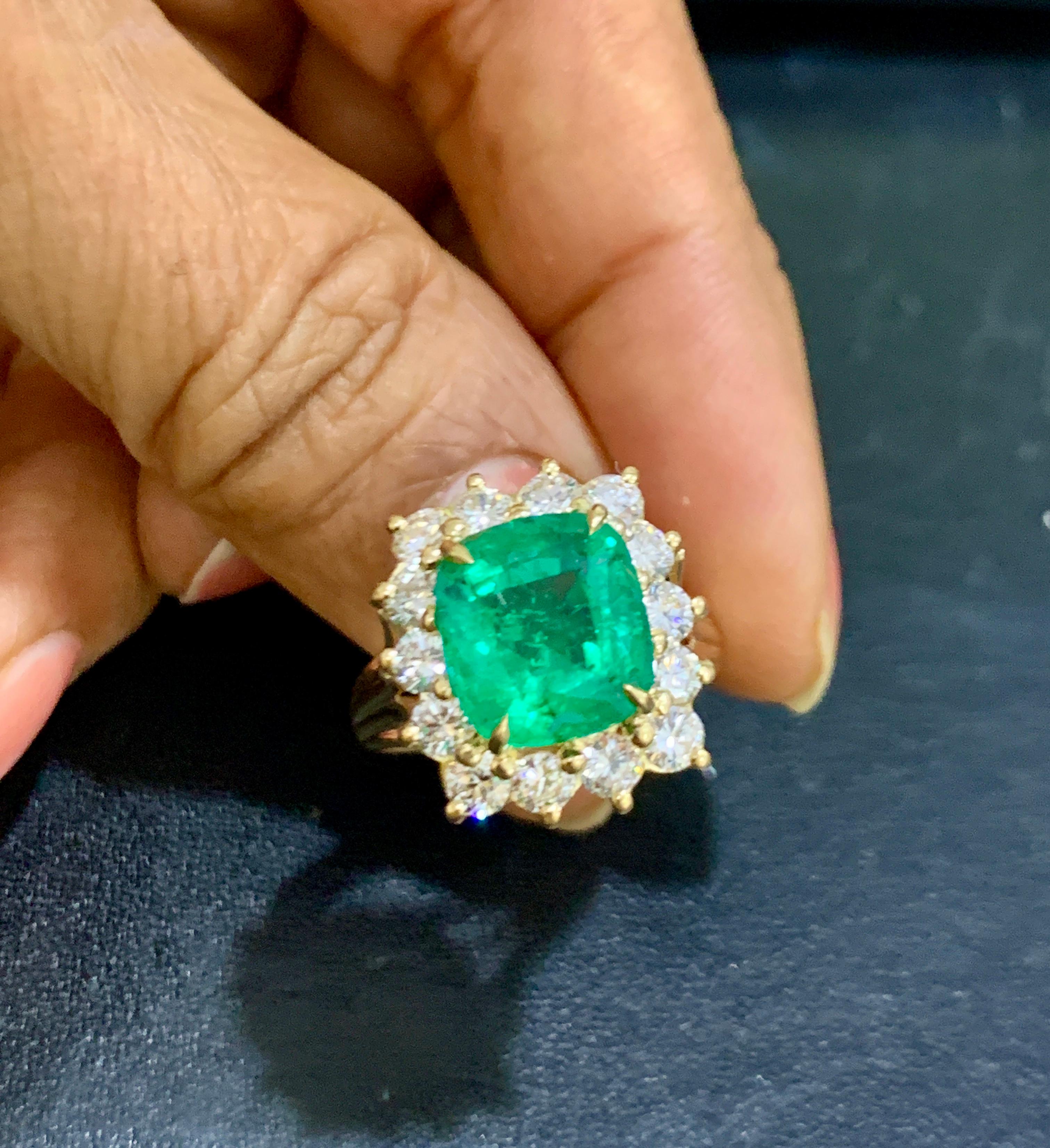 AGL Certified 4.2 Carat Cushion Cut Colombian Emerald & Diamond Ring 18K Y Gold For Sale 8