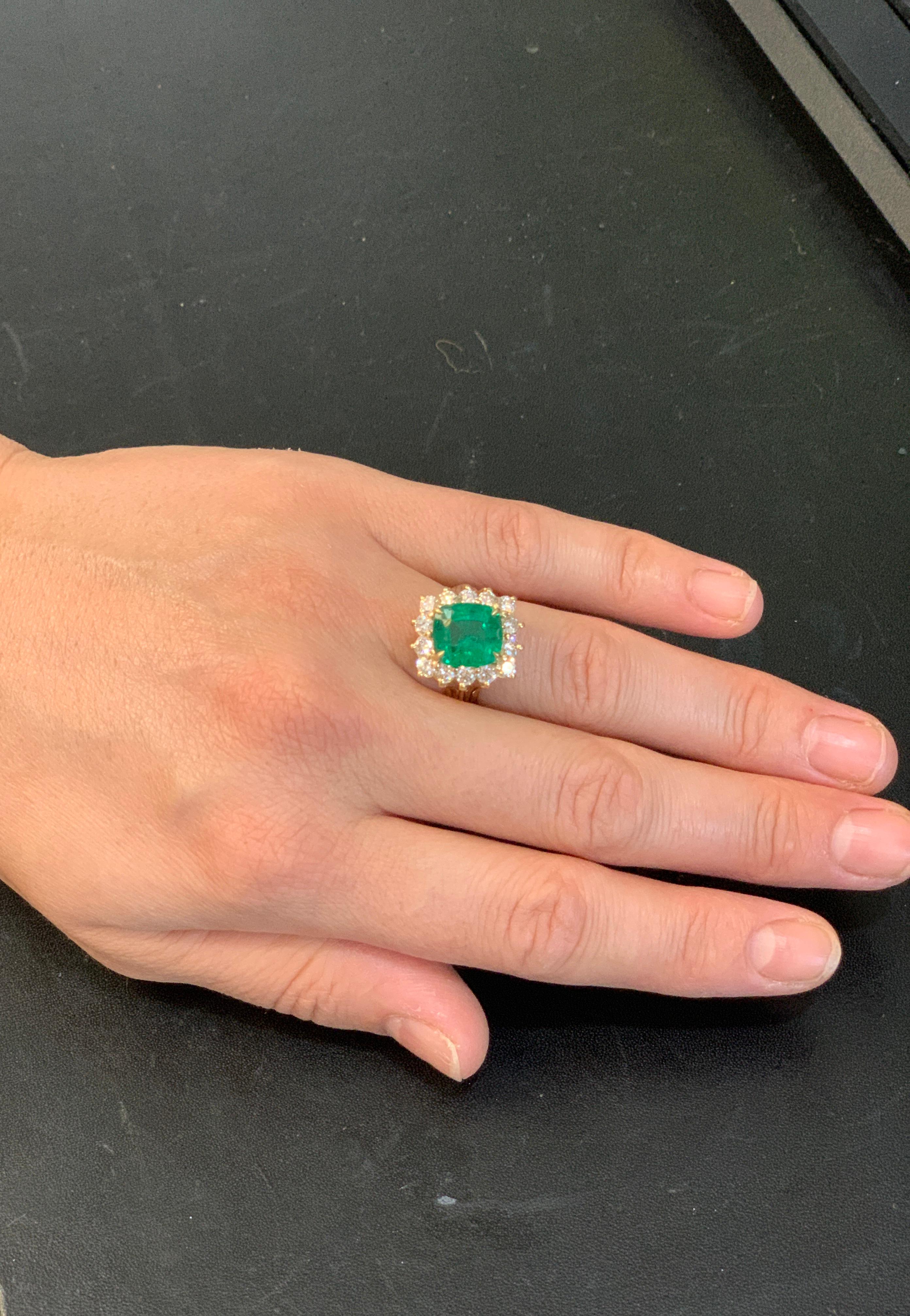 AGL Certified 4.2 Carat Cushion Cut Colombian Emerald & Diamond Ring 18K Y Gold For Sale 9